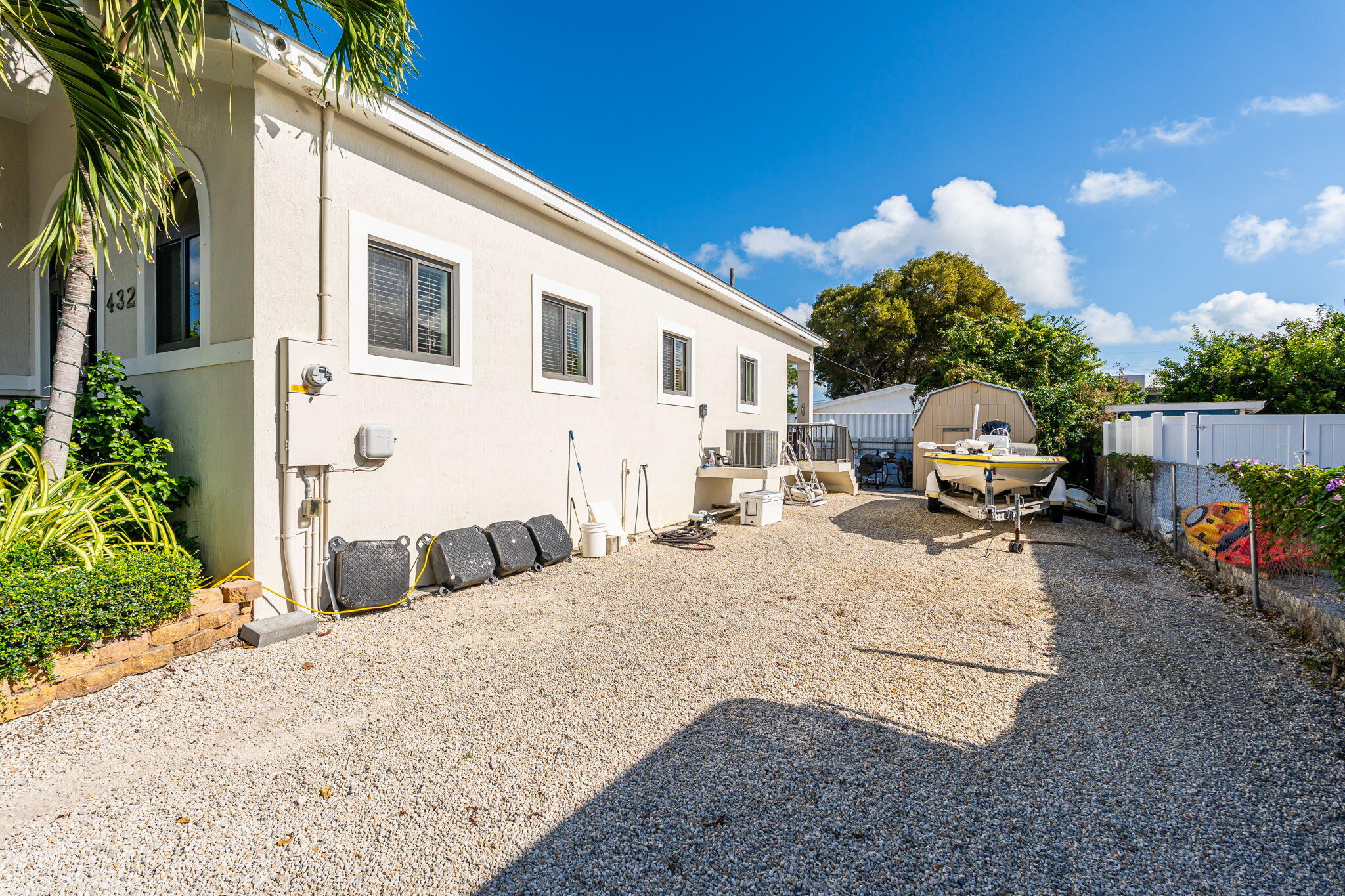 432 4Th Road