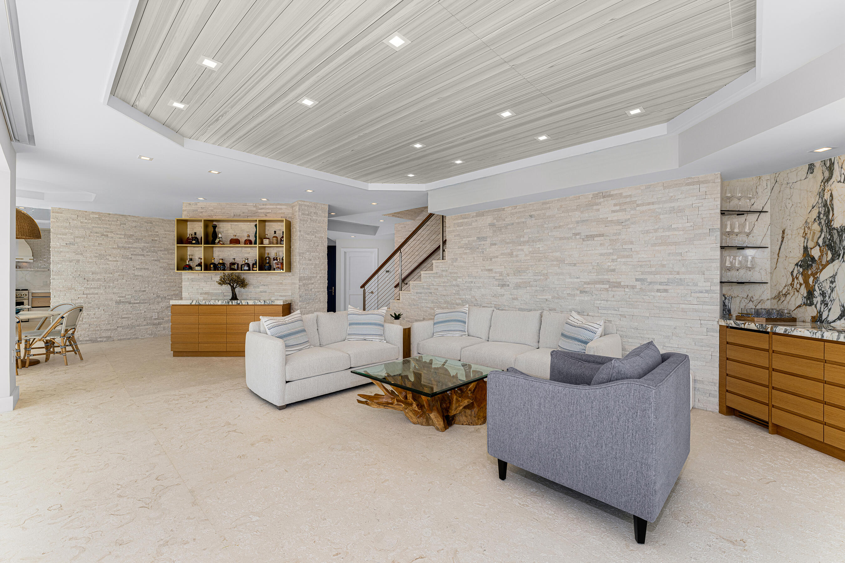180 Pompano Drive