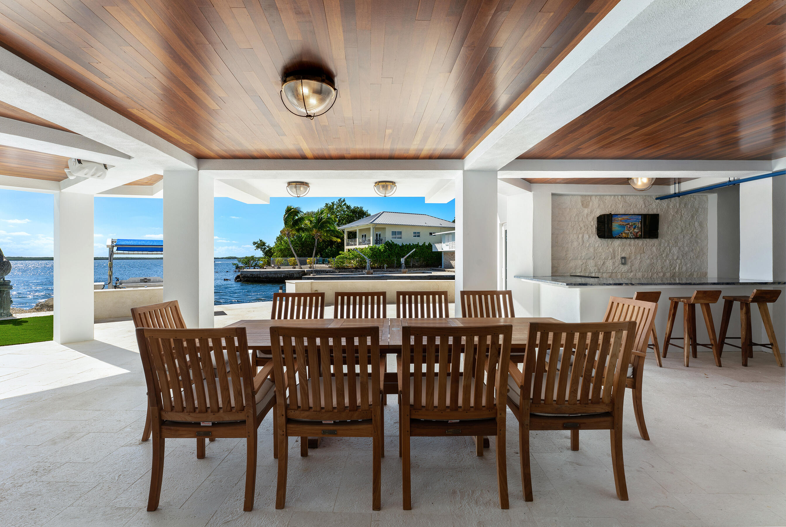 180 Pompano Drive