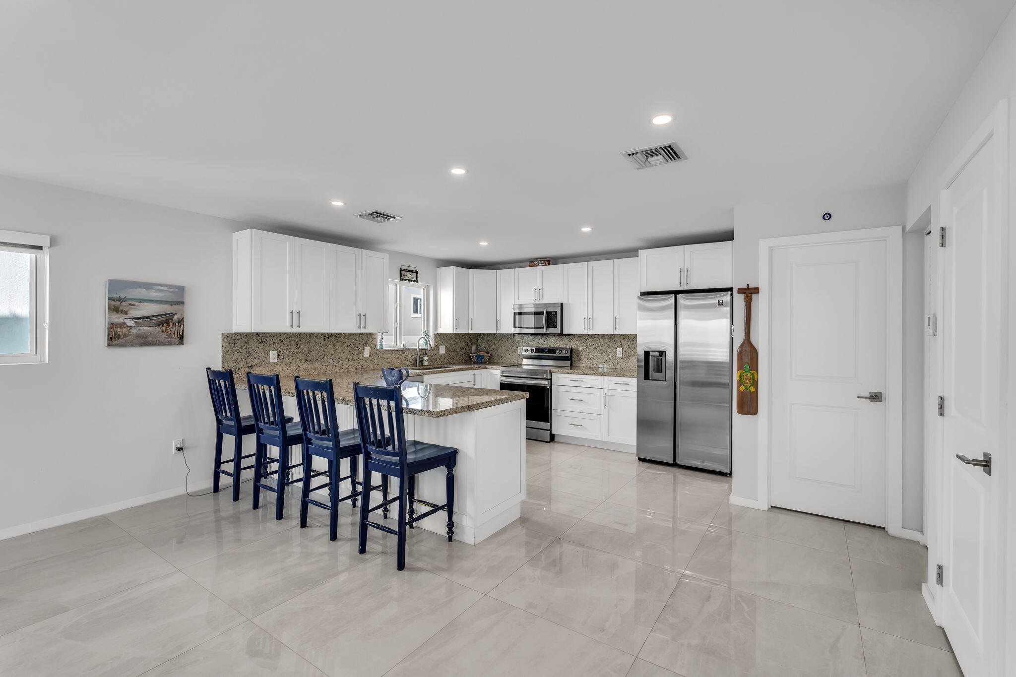 94825 Overseas Highway Unit: 185