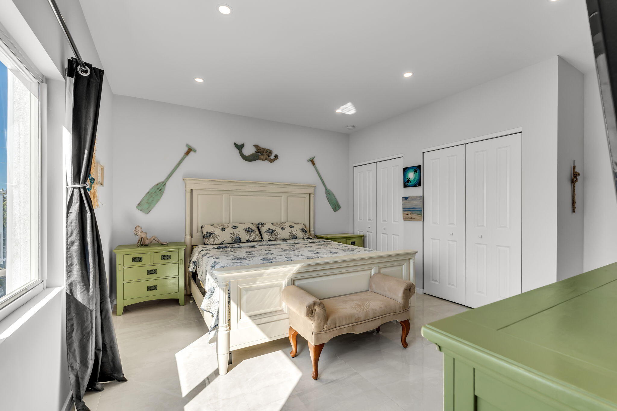 94825 Overseas Highway Unit: 185