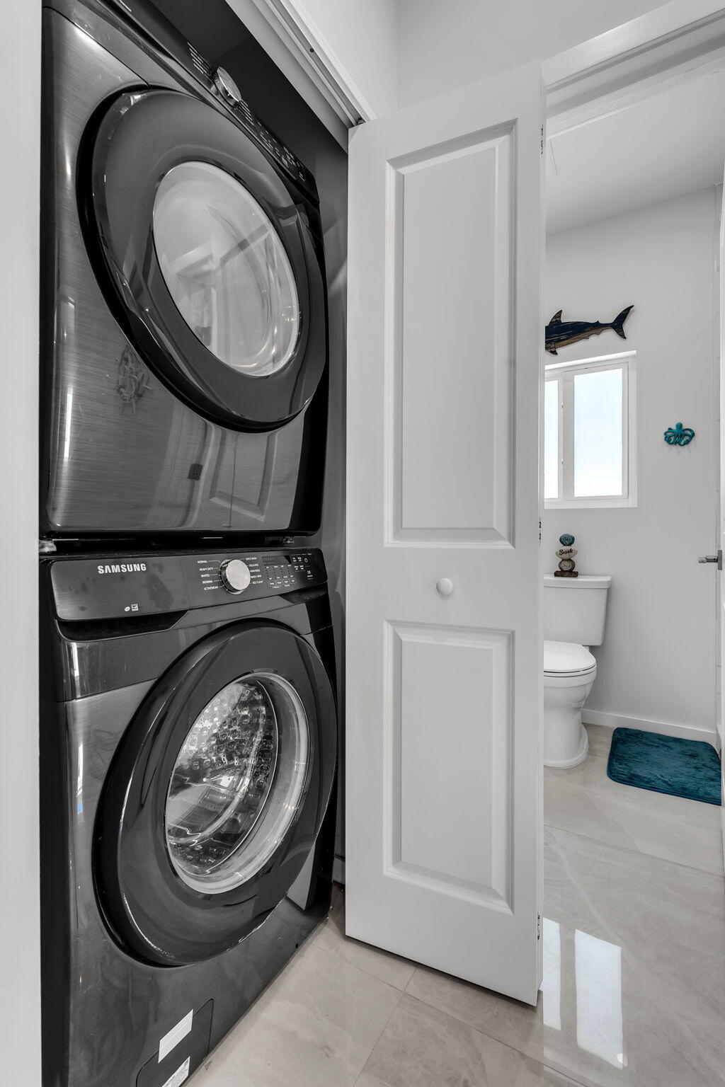 94825 Overseas Highway Unit: 185