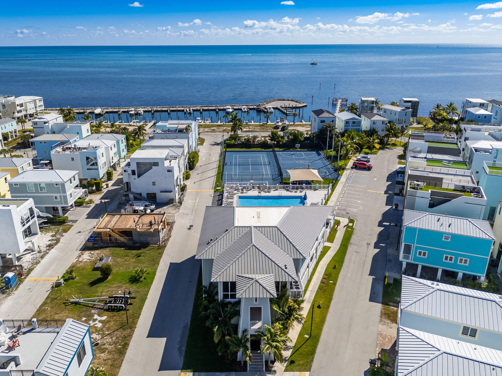 94825 Overseas Highway Unit: 185