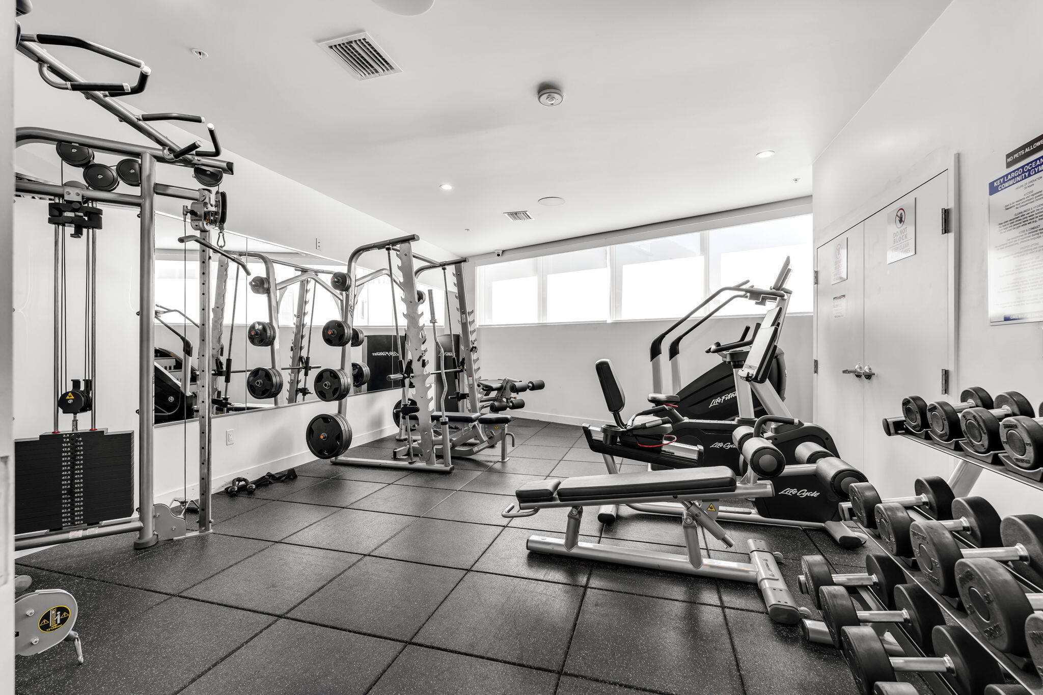 94825 Overseas Highway Unit: 185