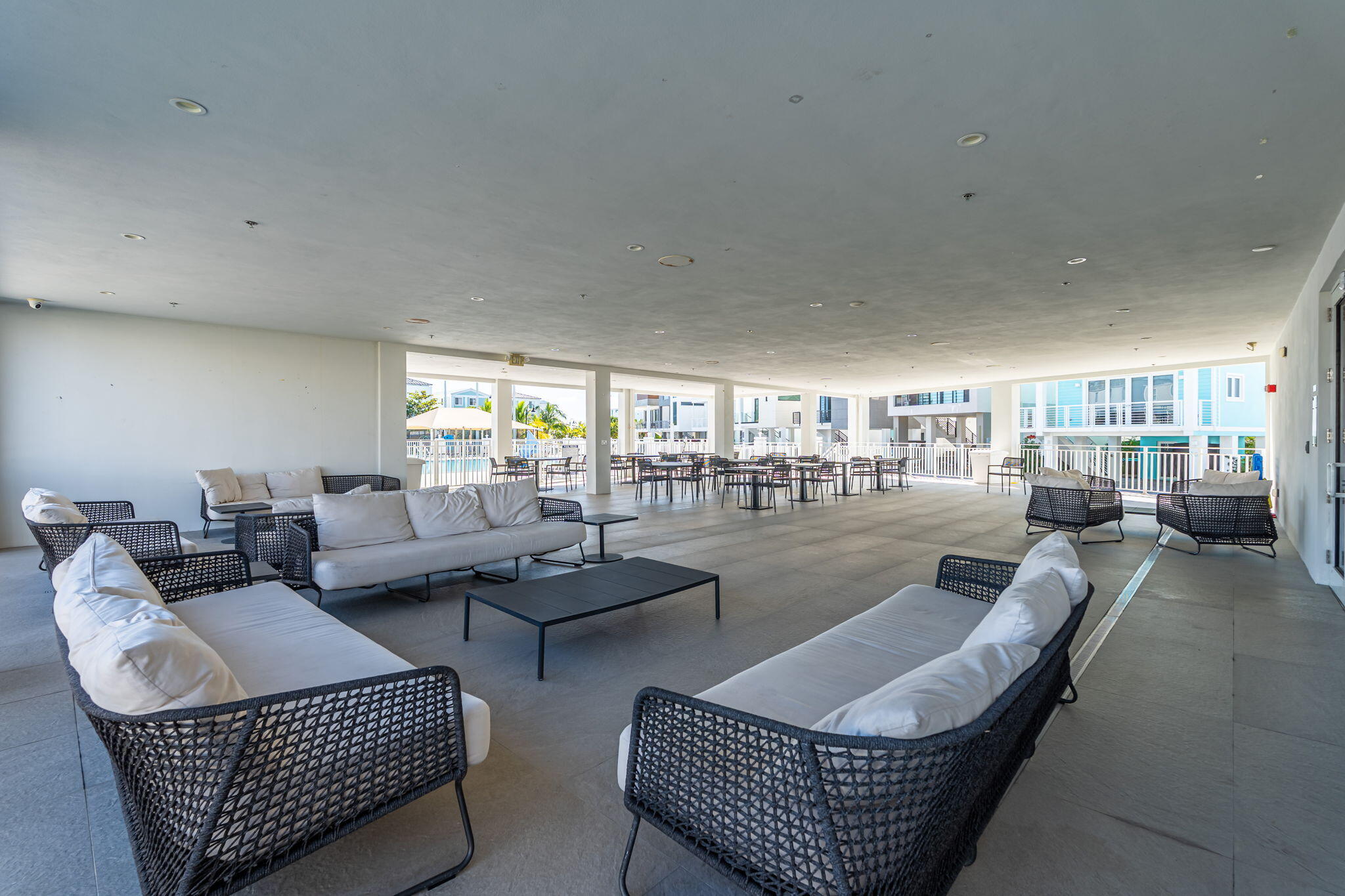 94825 Overseas Highway Unit: 185