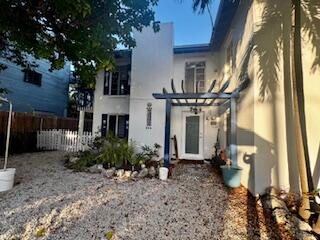 913 Lobster Lane