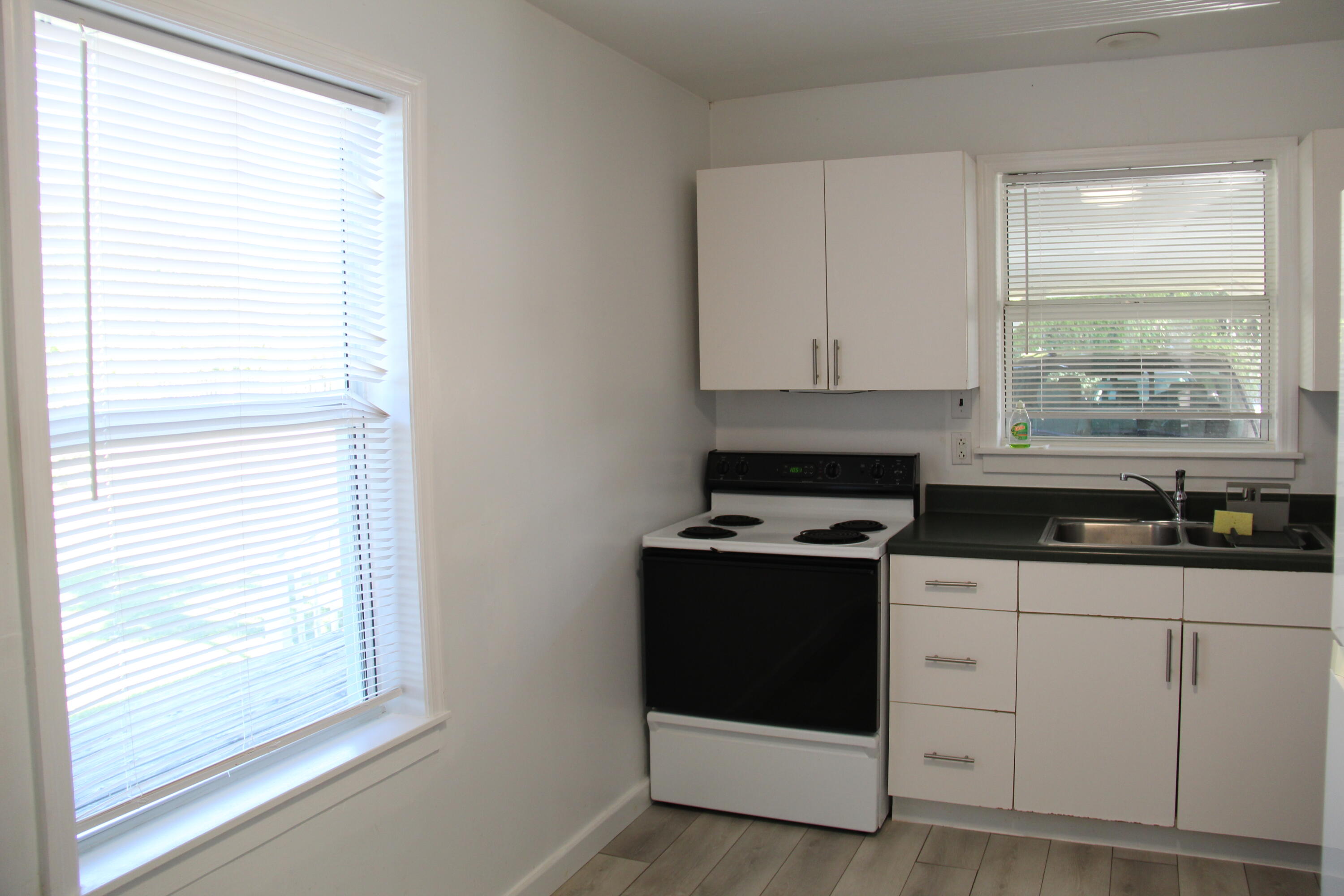 180 Harborview Drive
