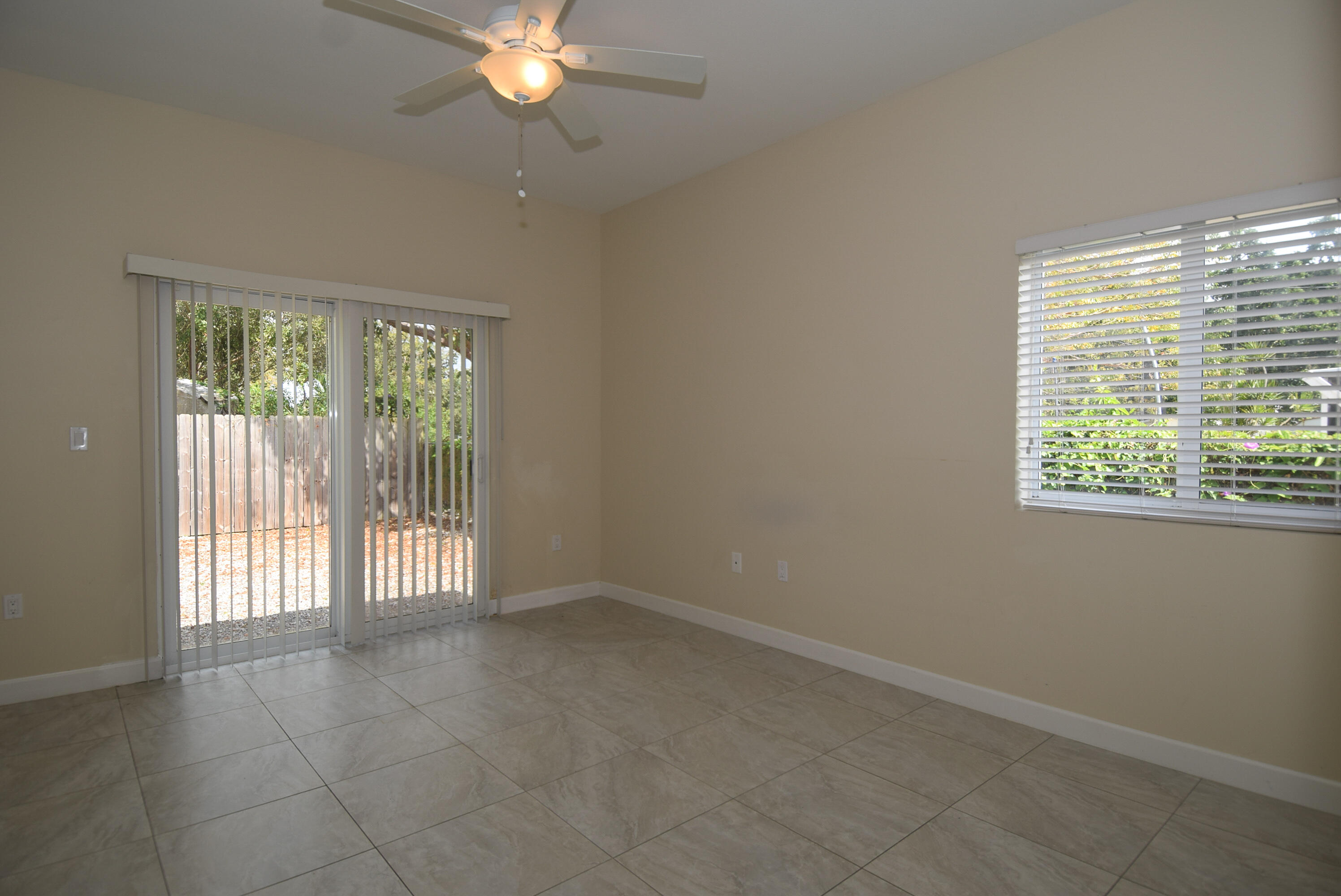 2 Abaco Road