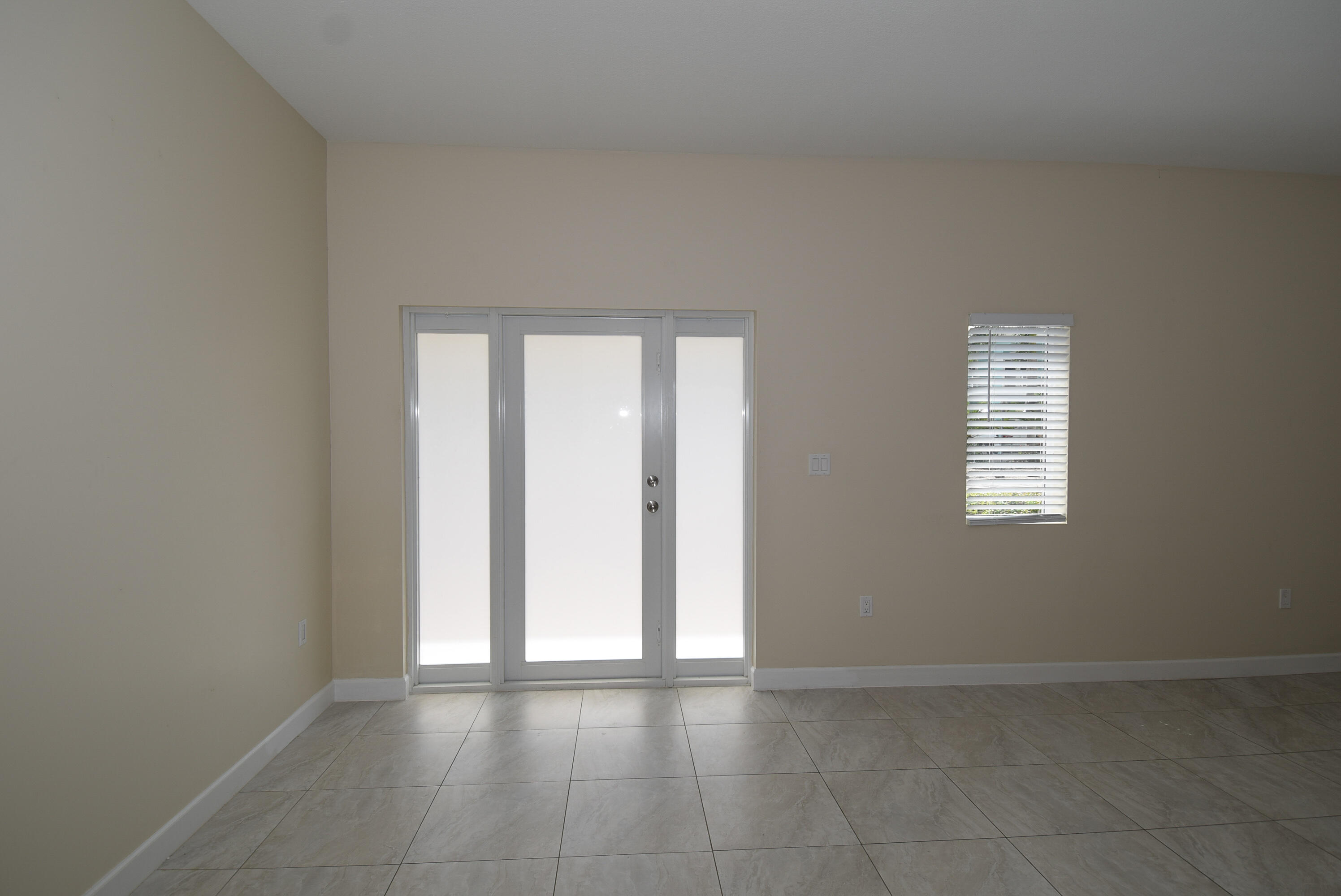 2 Abaco Road