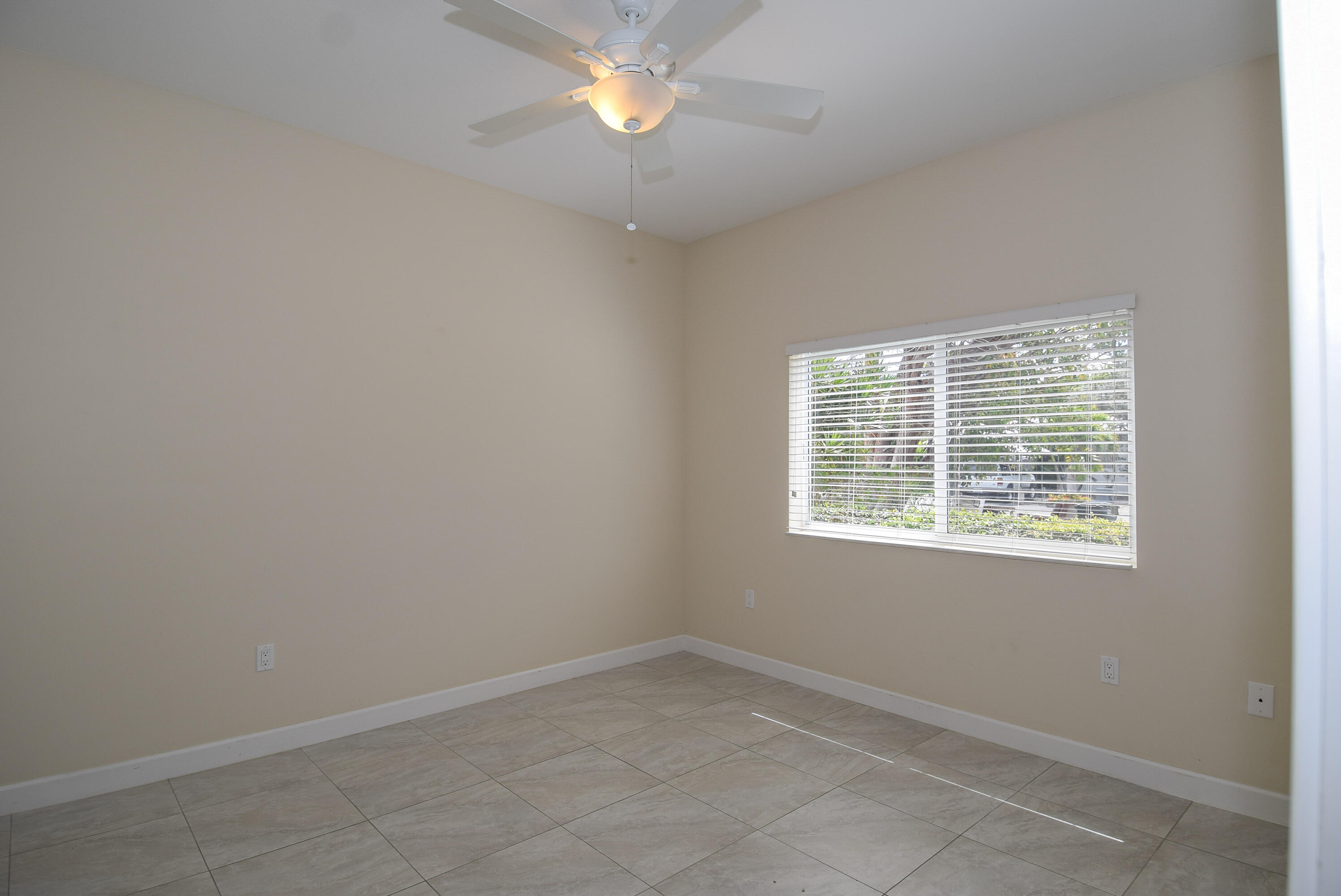 2 Abaco Road