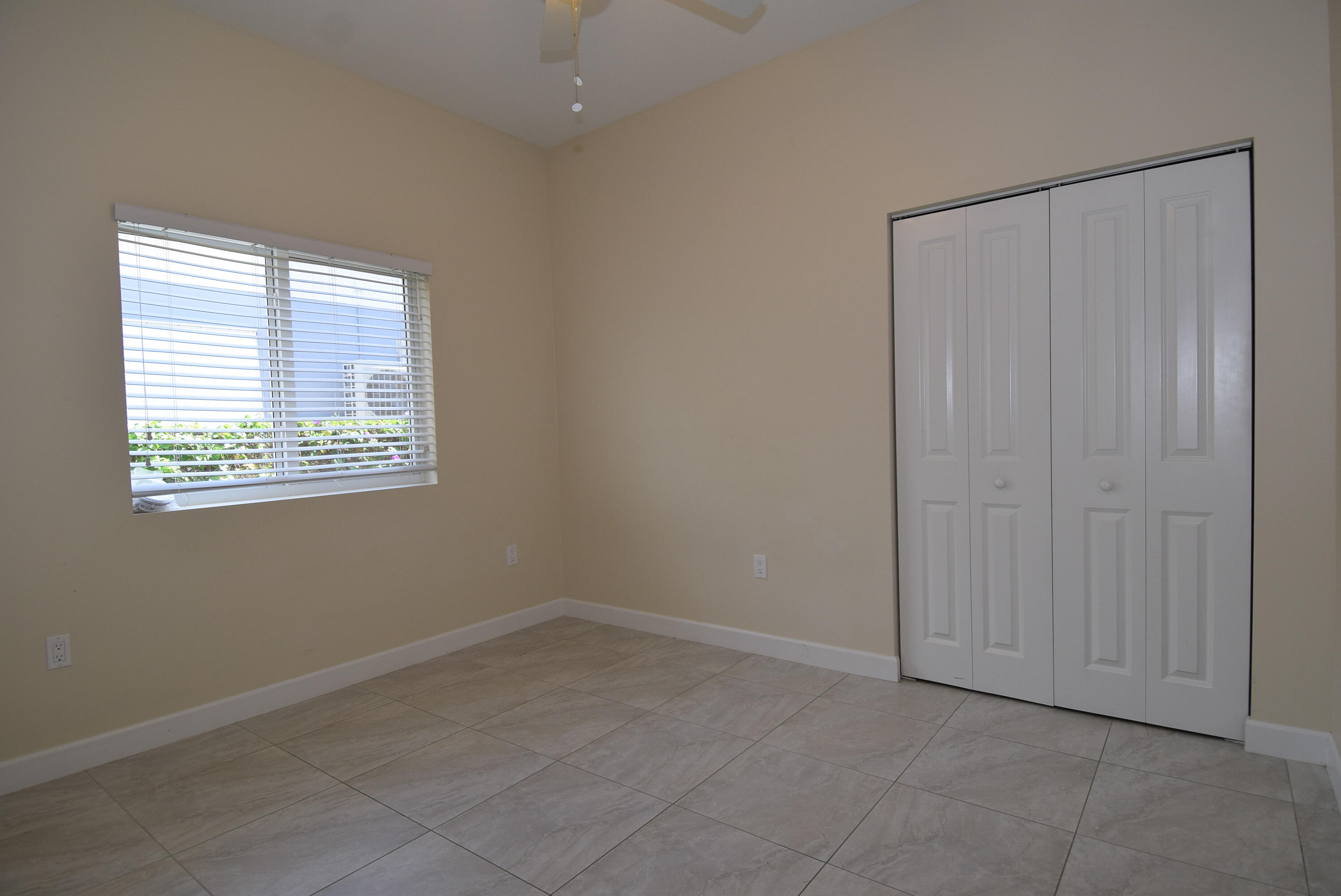 2 Abaco Road