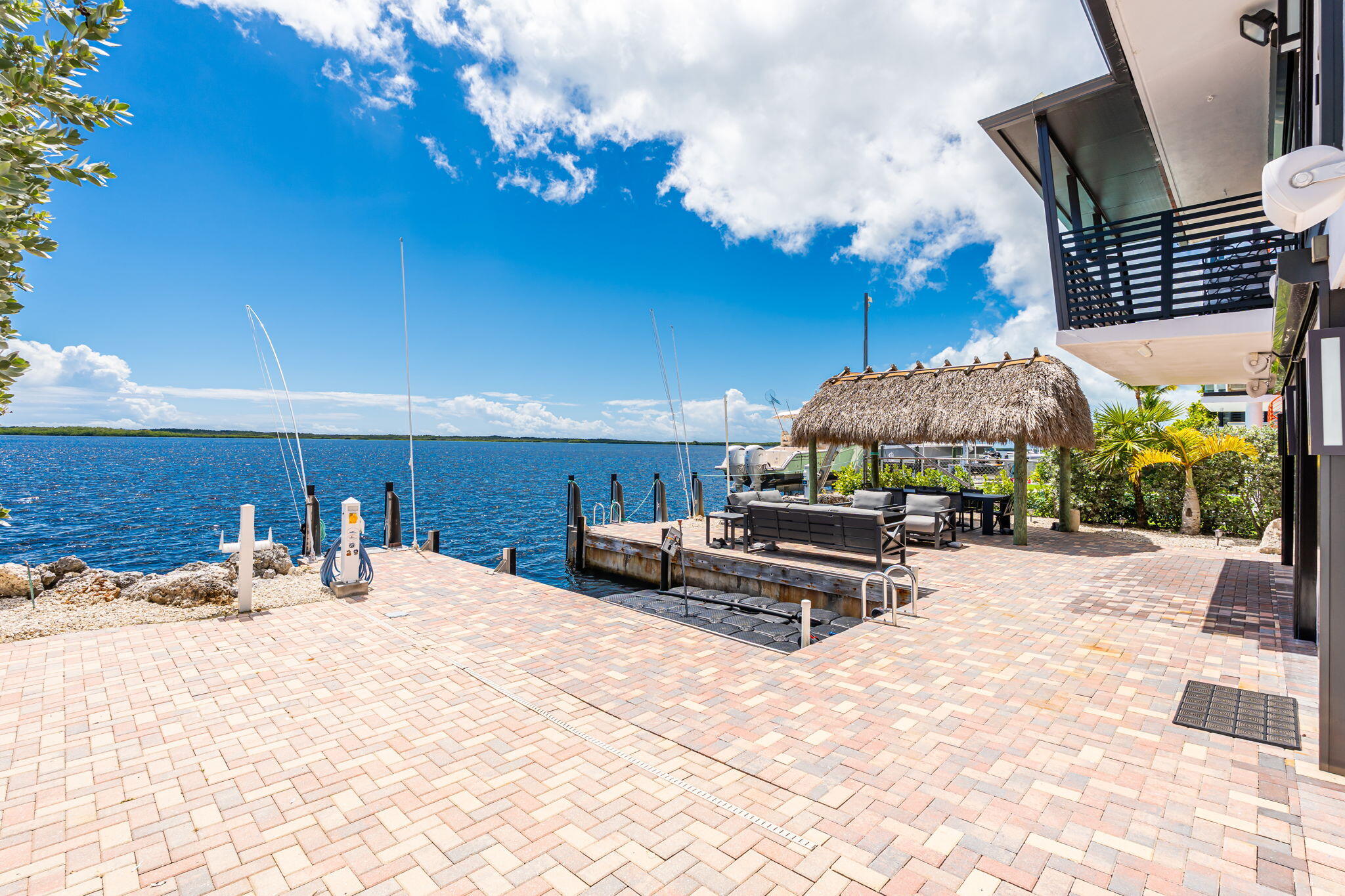 626 Island Drive