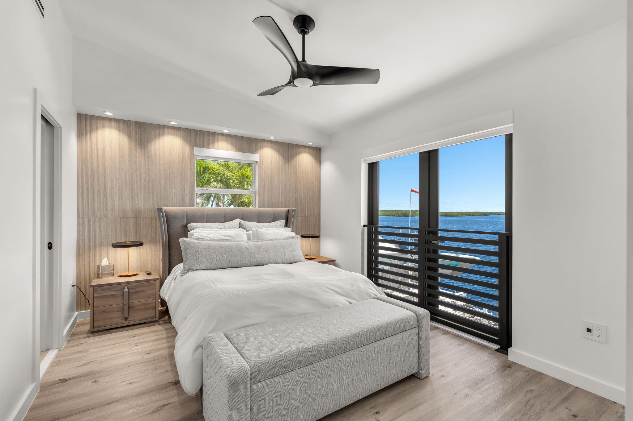 626 Island Drive