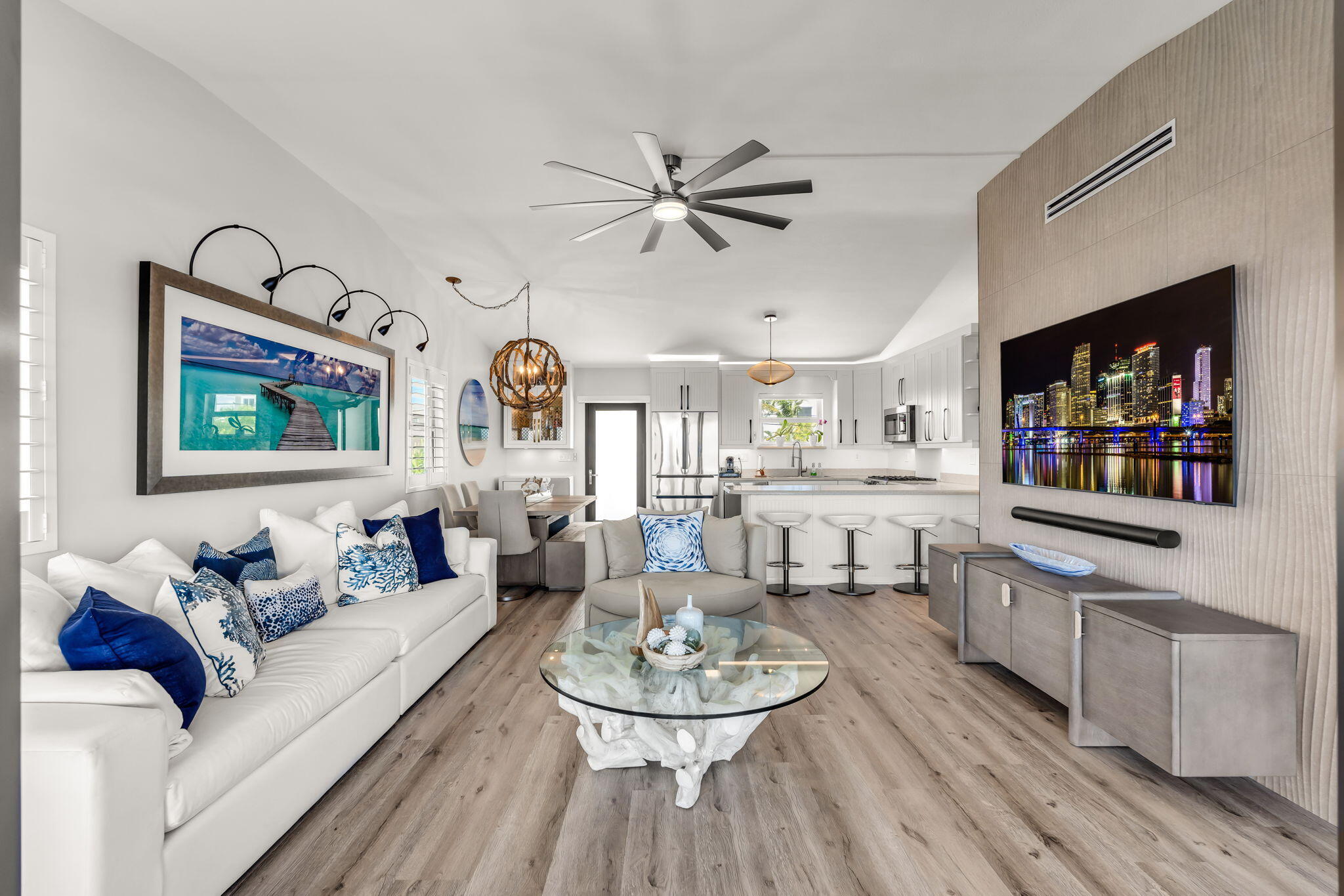626 Island Drive