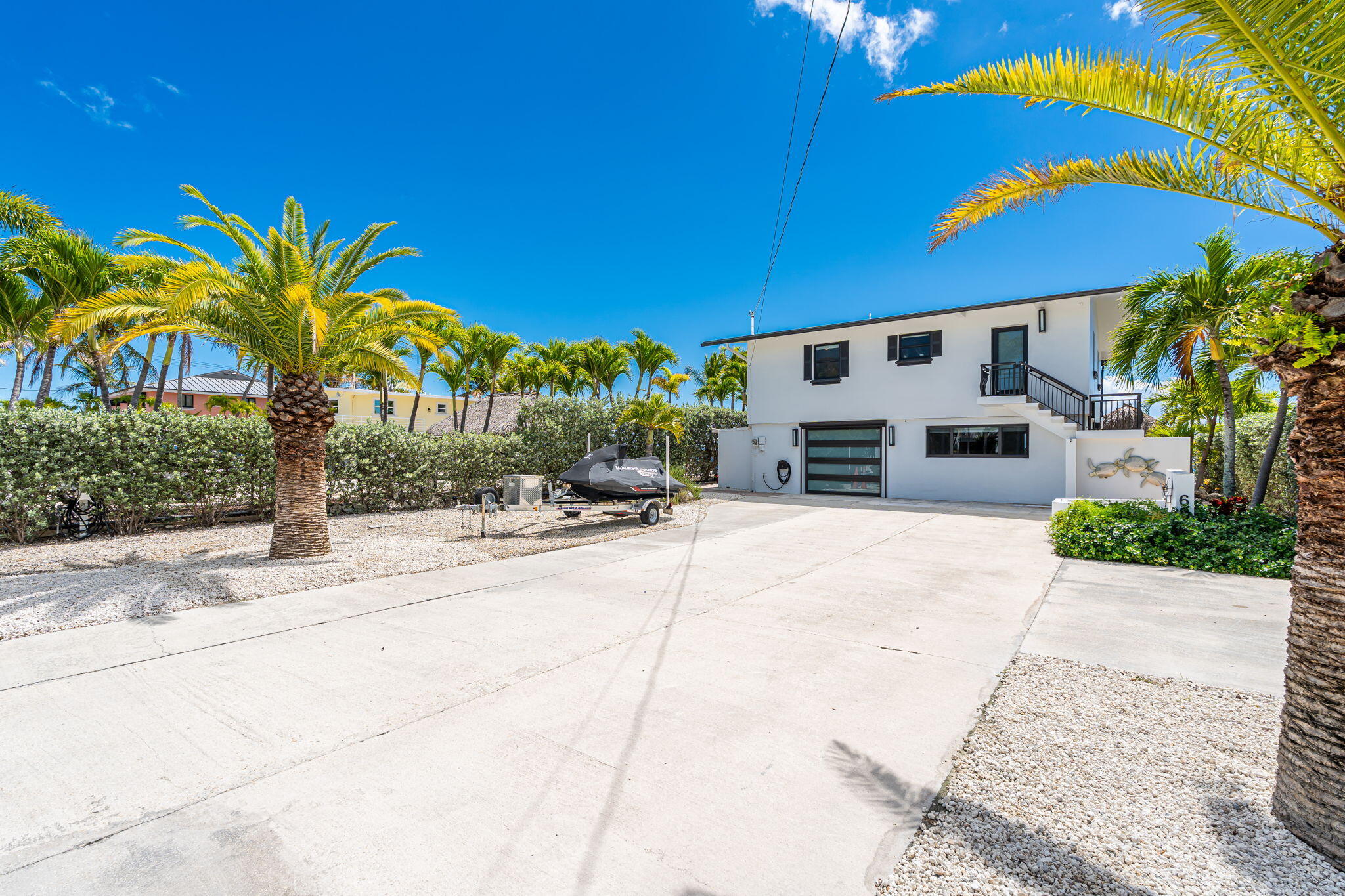 626 Island Drive