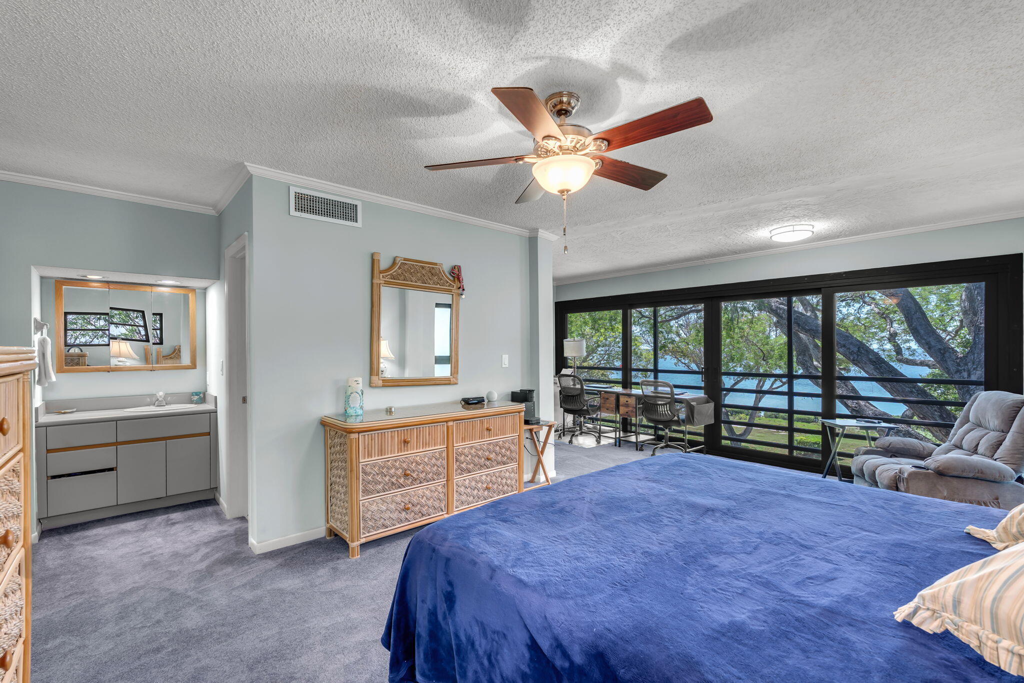 209 Sanctuary Drive Unit: 209