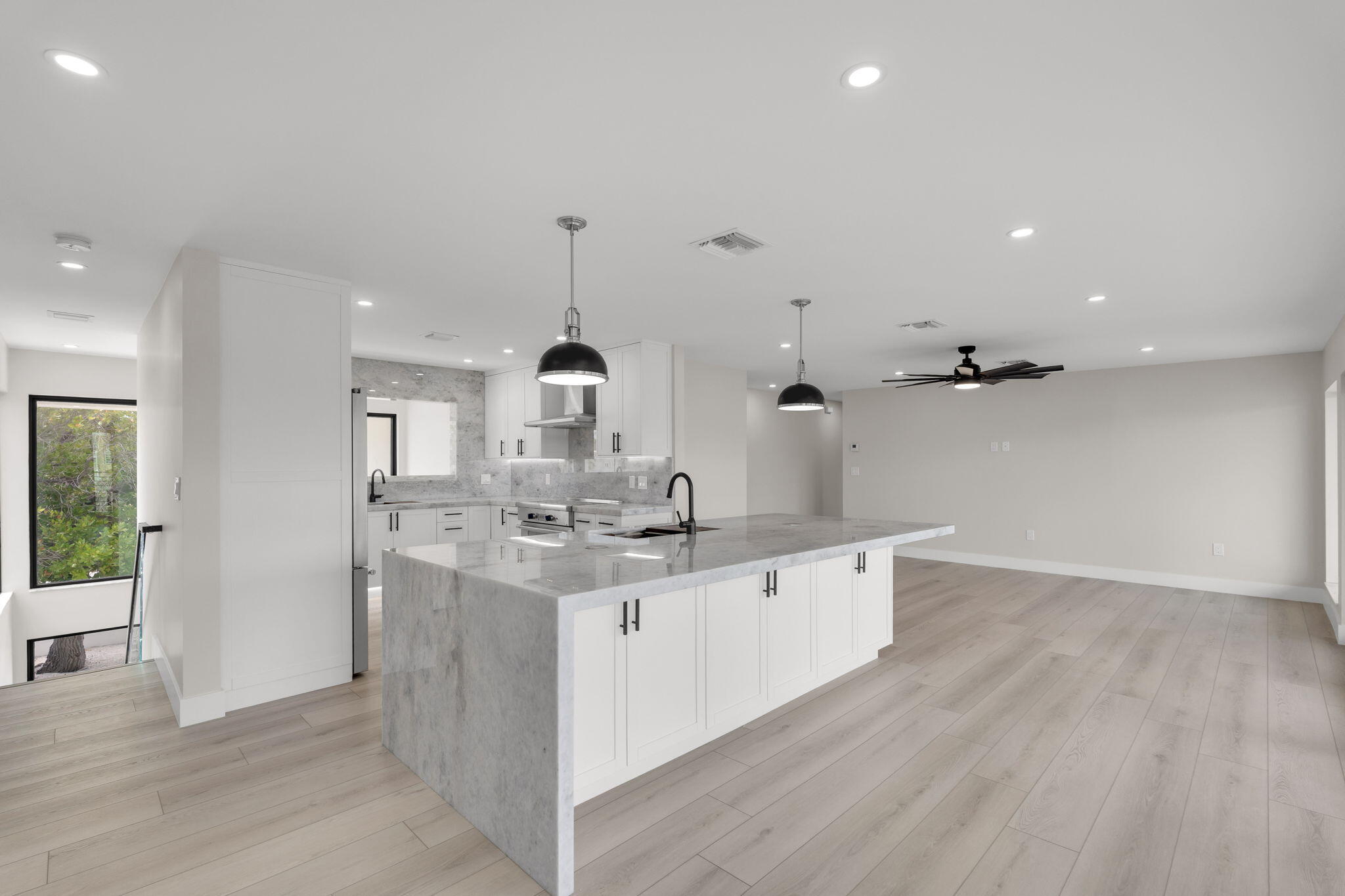 294 Saint Thomas Avenue