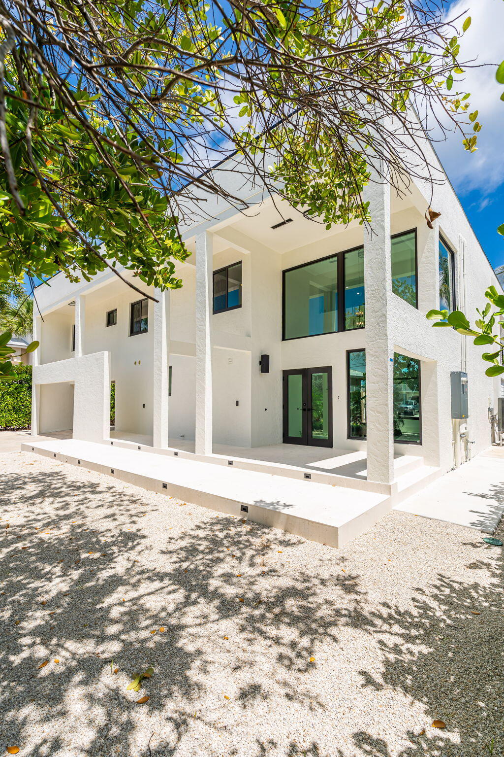 294 Saint Thomas Avenue
