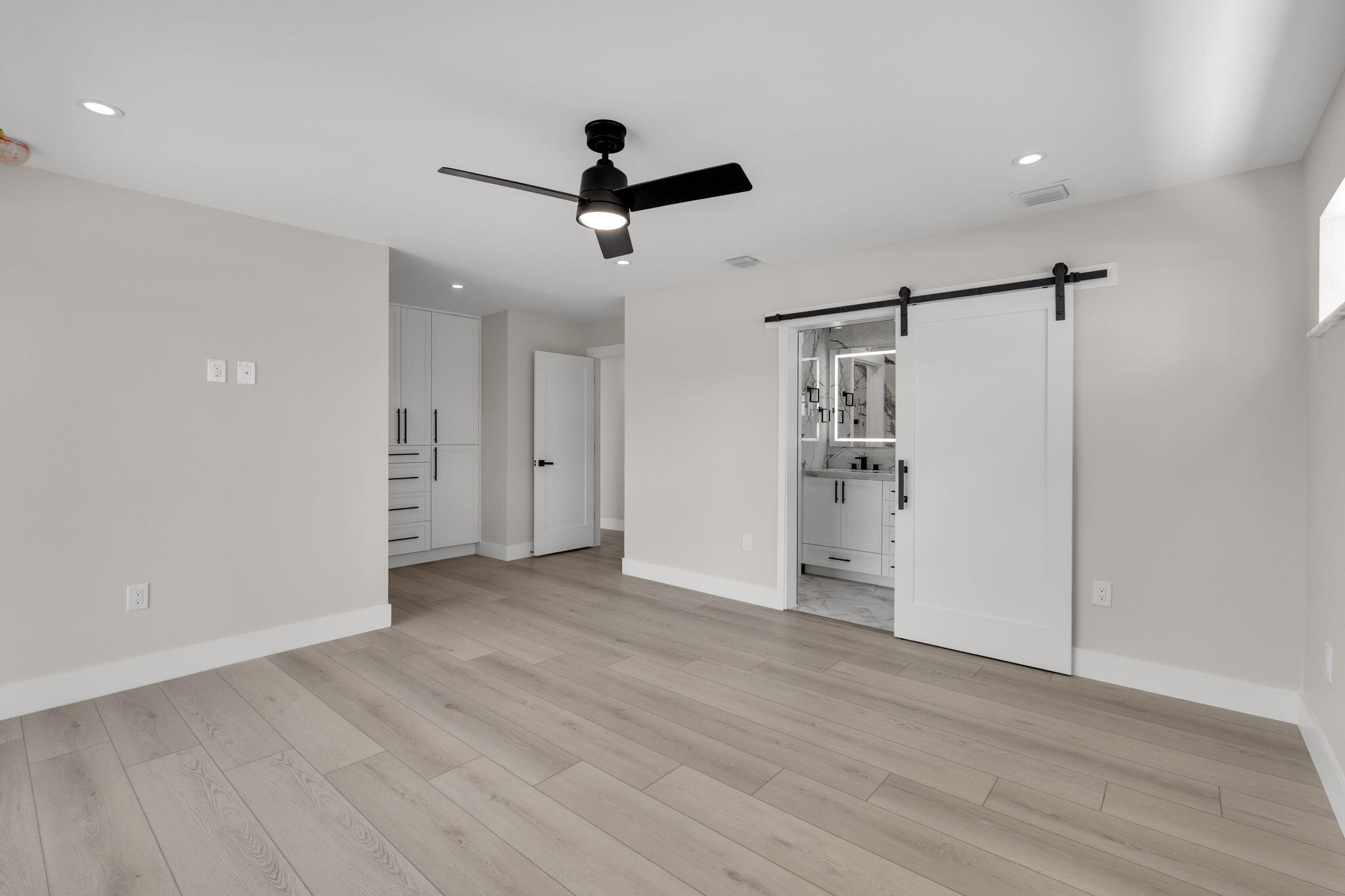 294 Saint Thomas Avenue