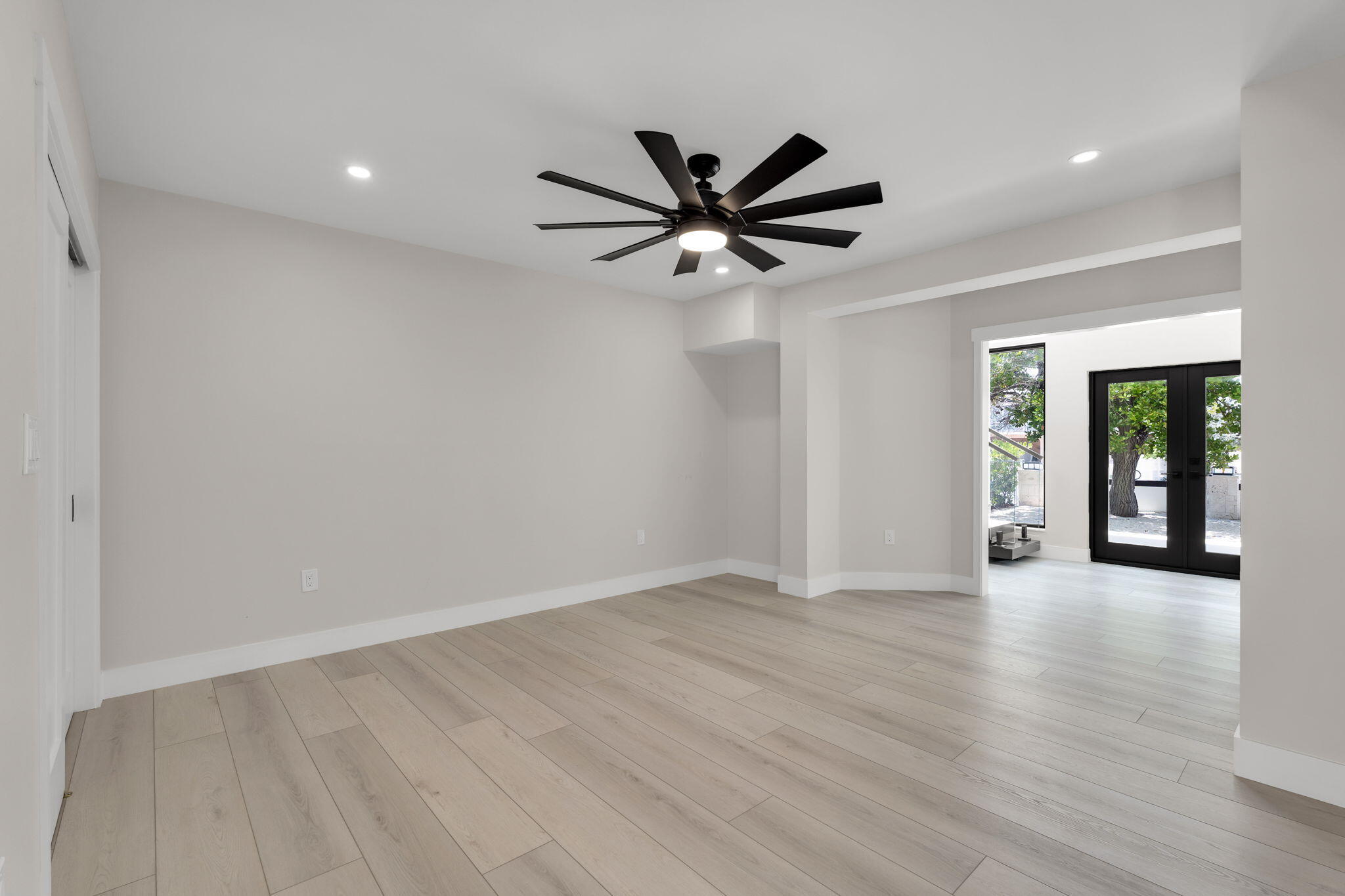 294 Saint Thomas Avenue