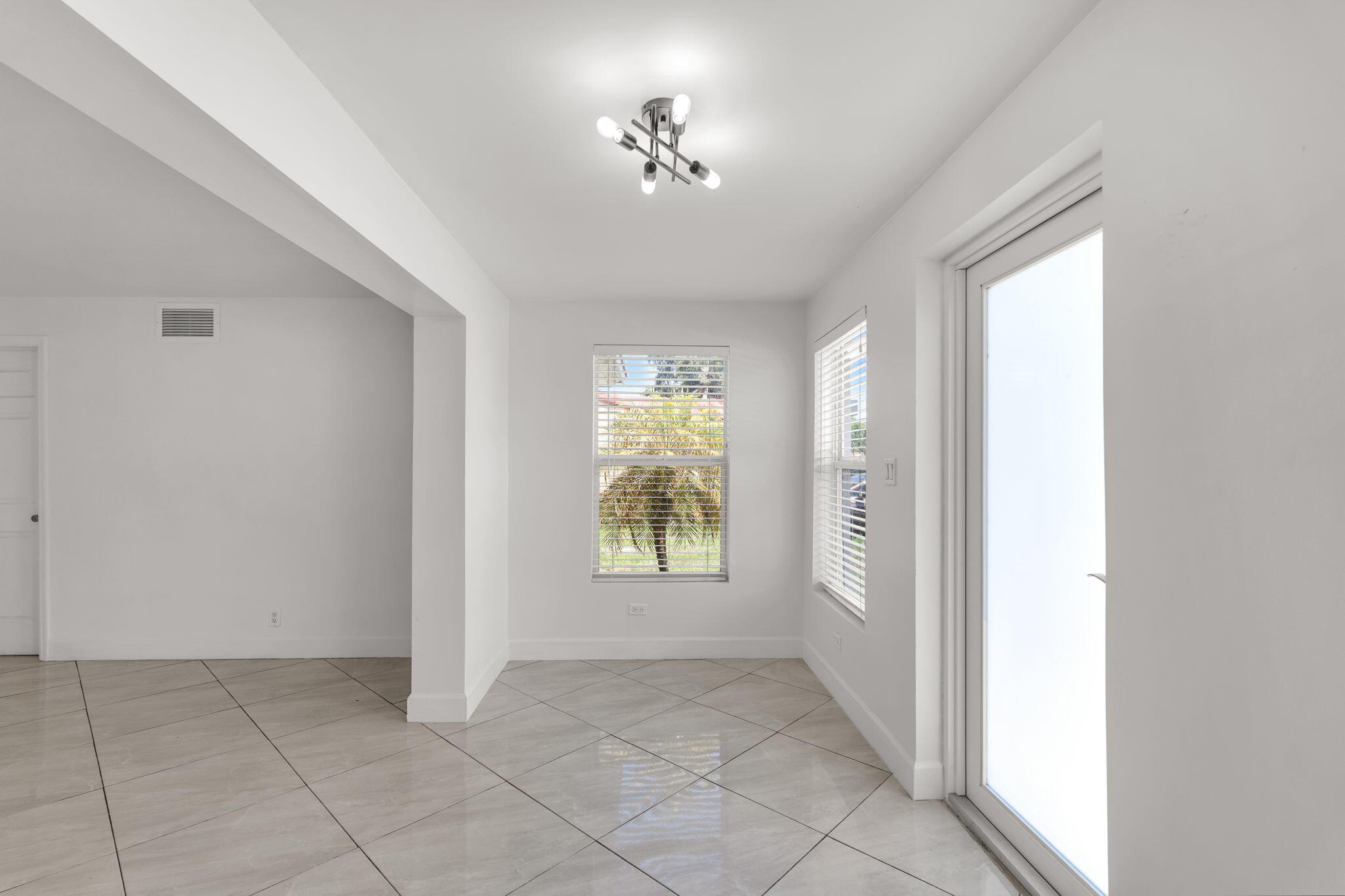 2539 Coolidge Street