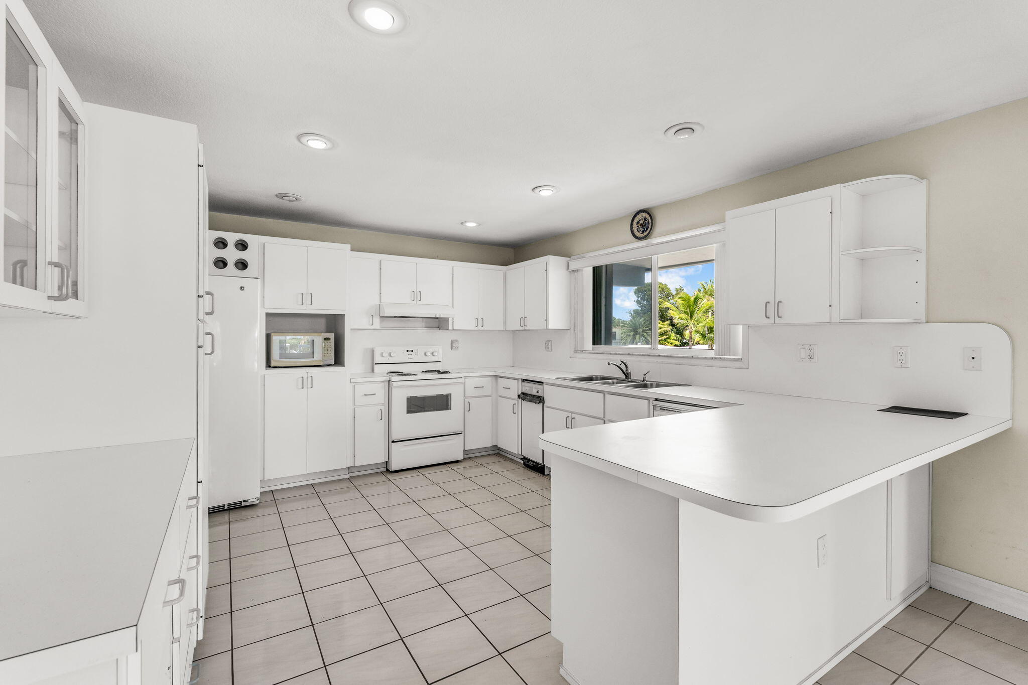 807 Bonito Lane