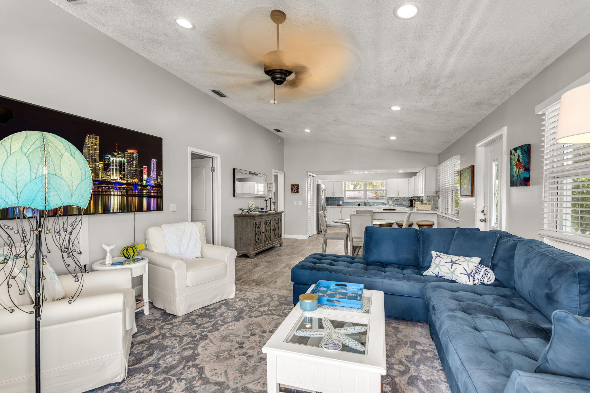 912 Lobster Lane