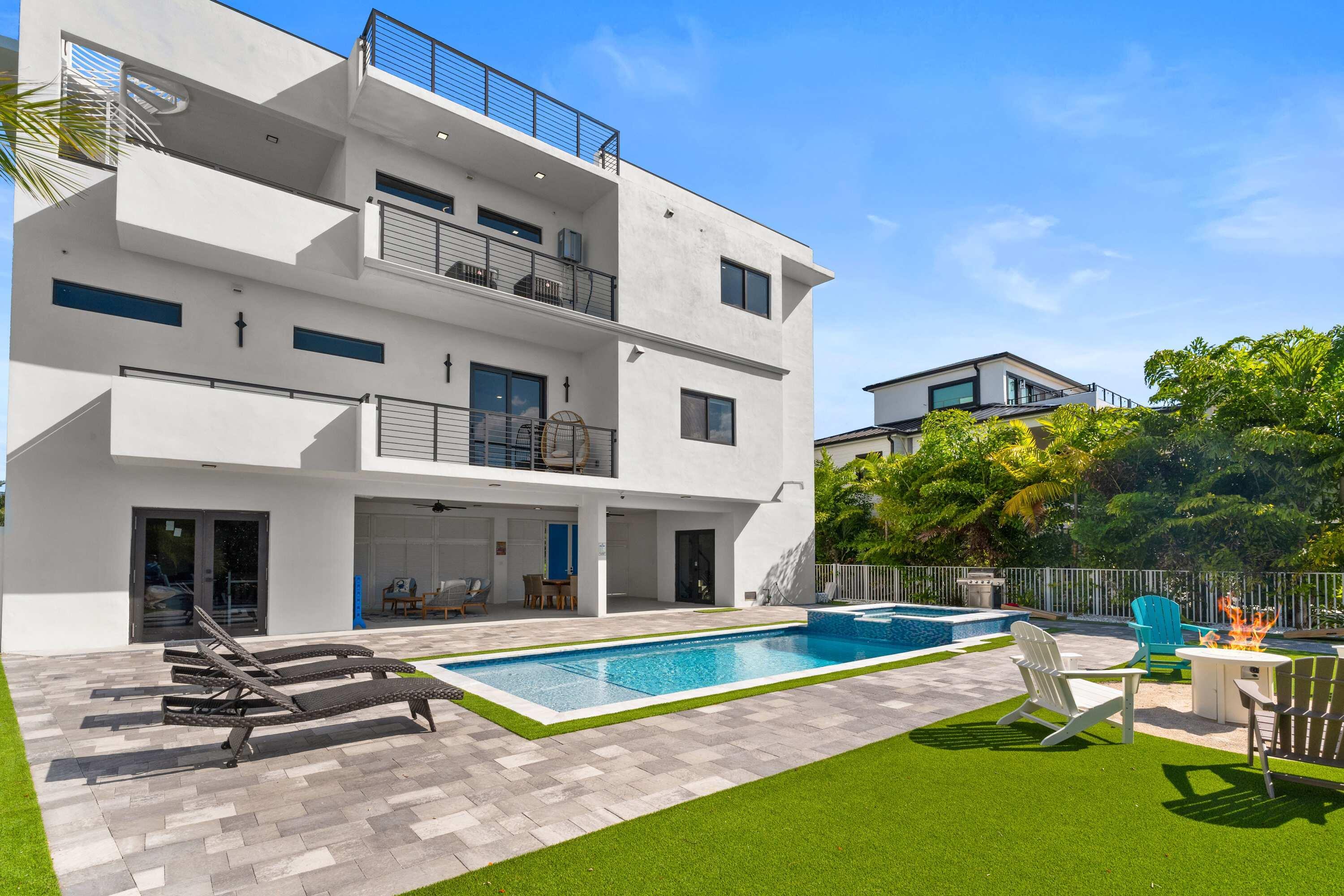 136 Coco Plum Drive