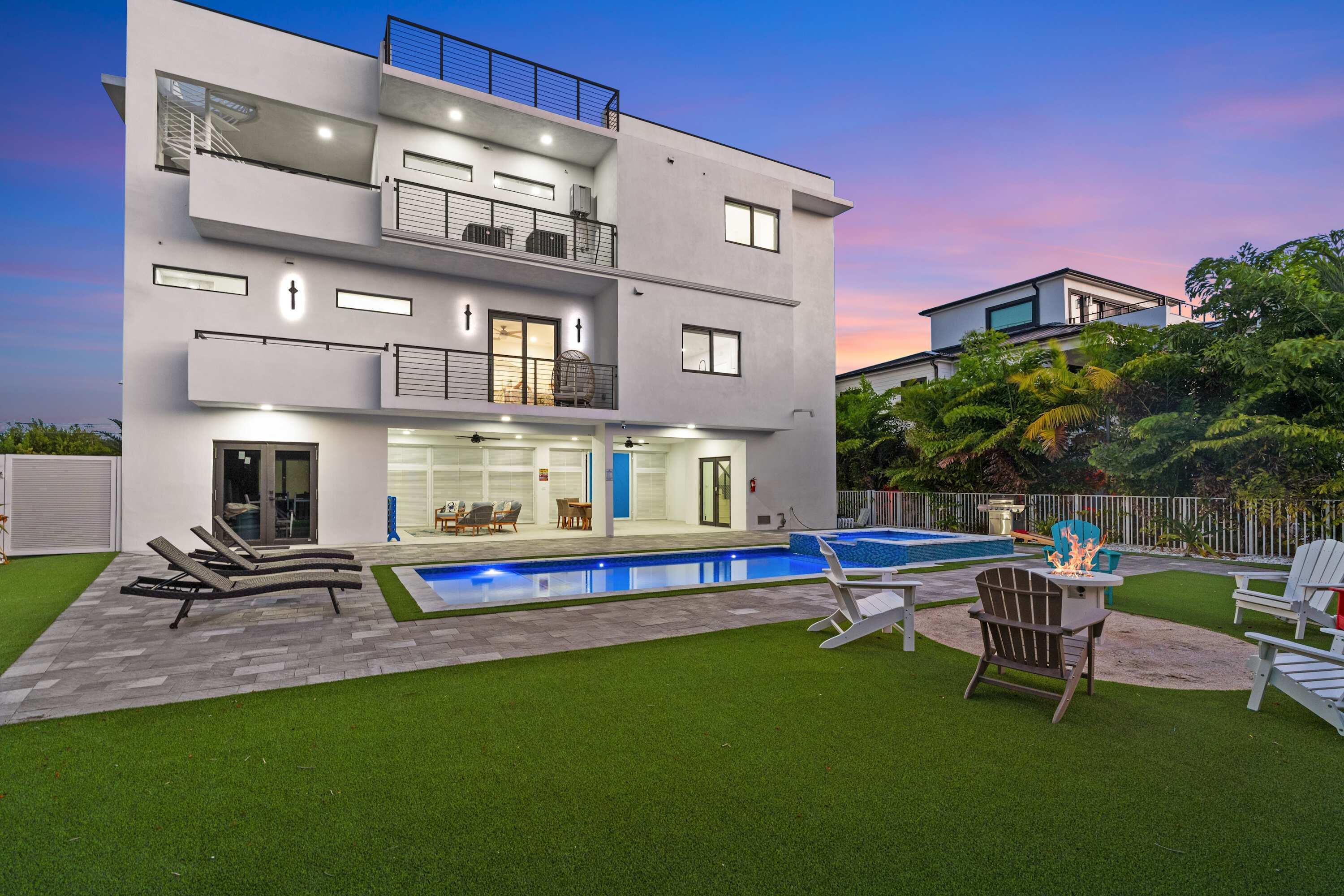 136 Coco Plum Drive