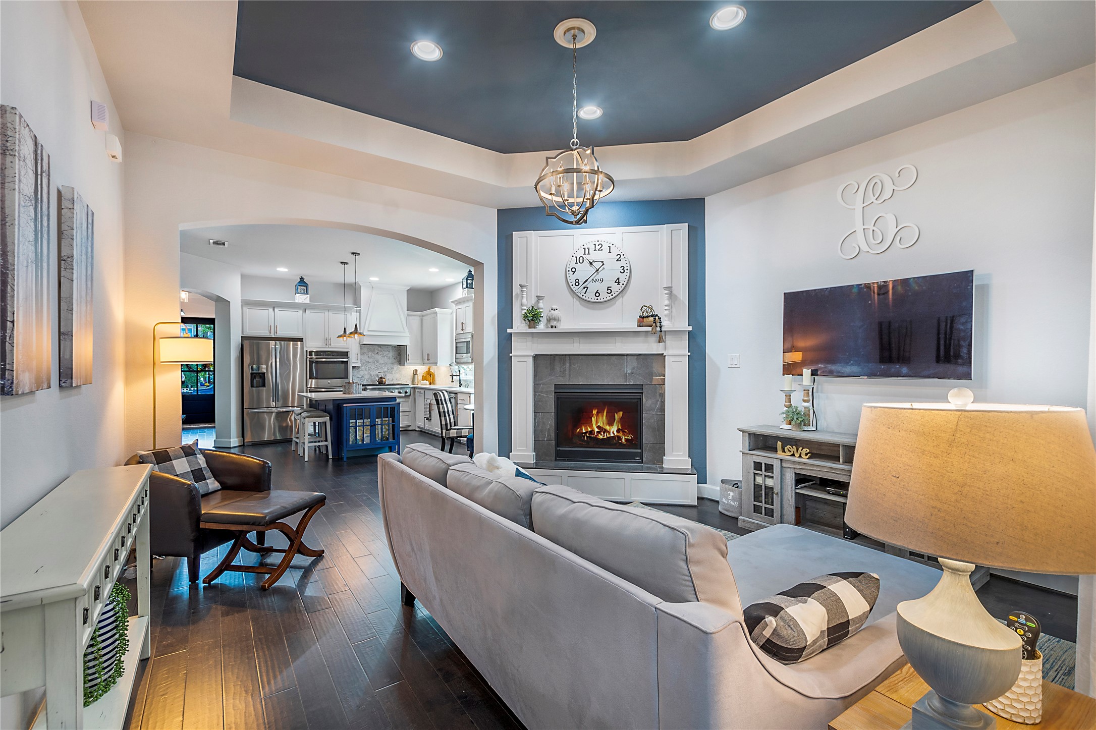 2223 Tremont Boulevard