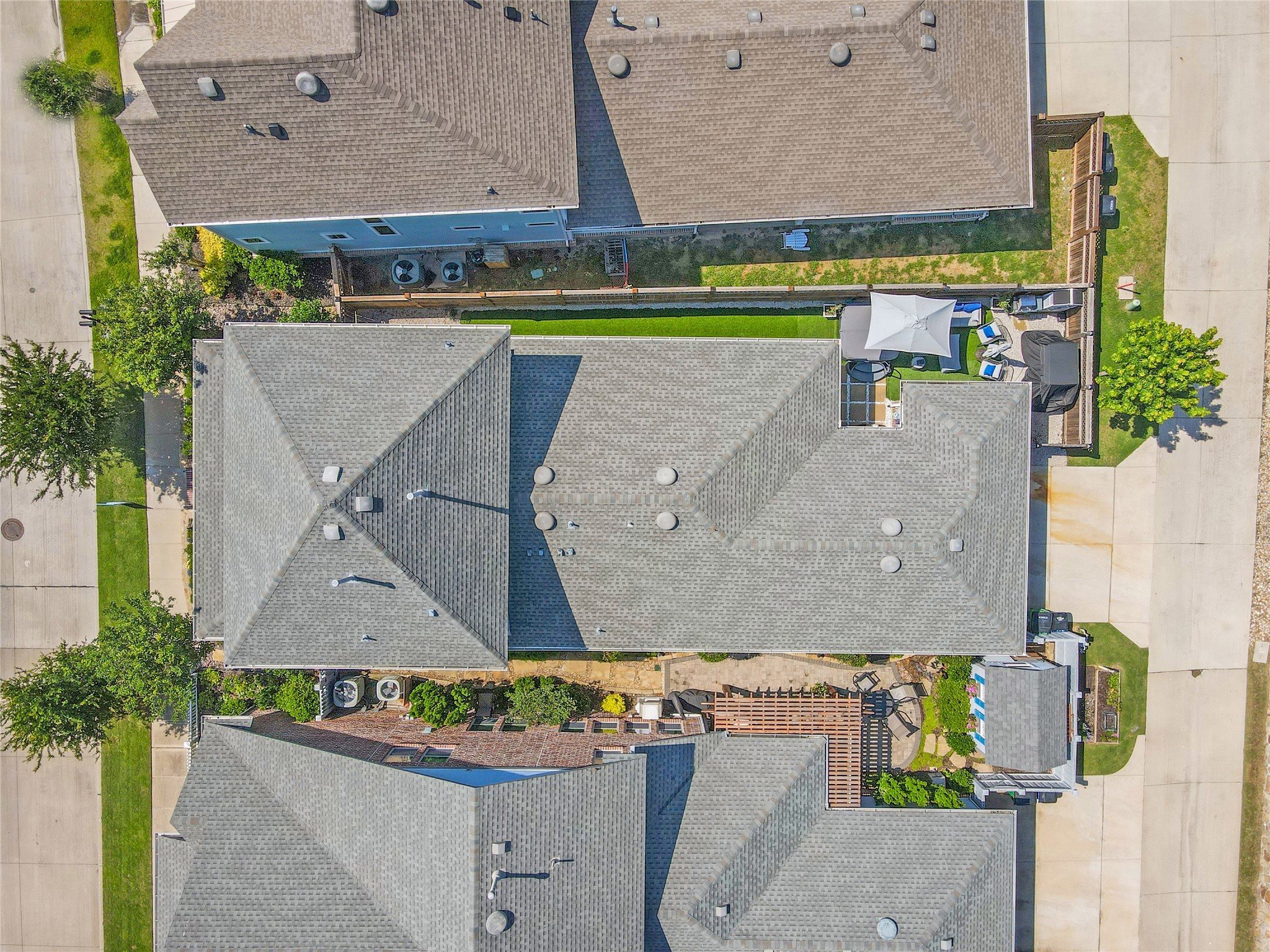 2223 Tremont Boulevard