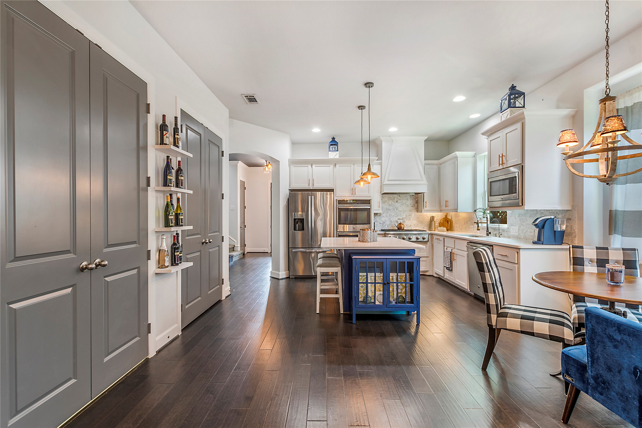 2223 Tremont Boulevard