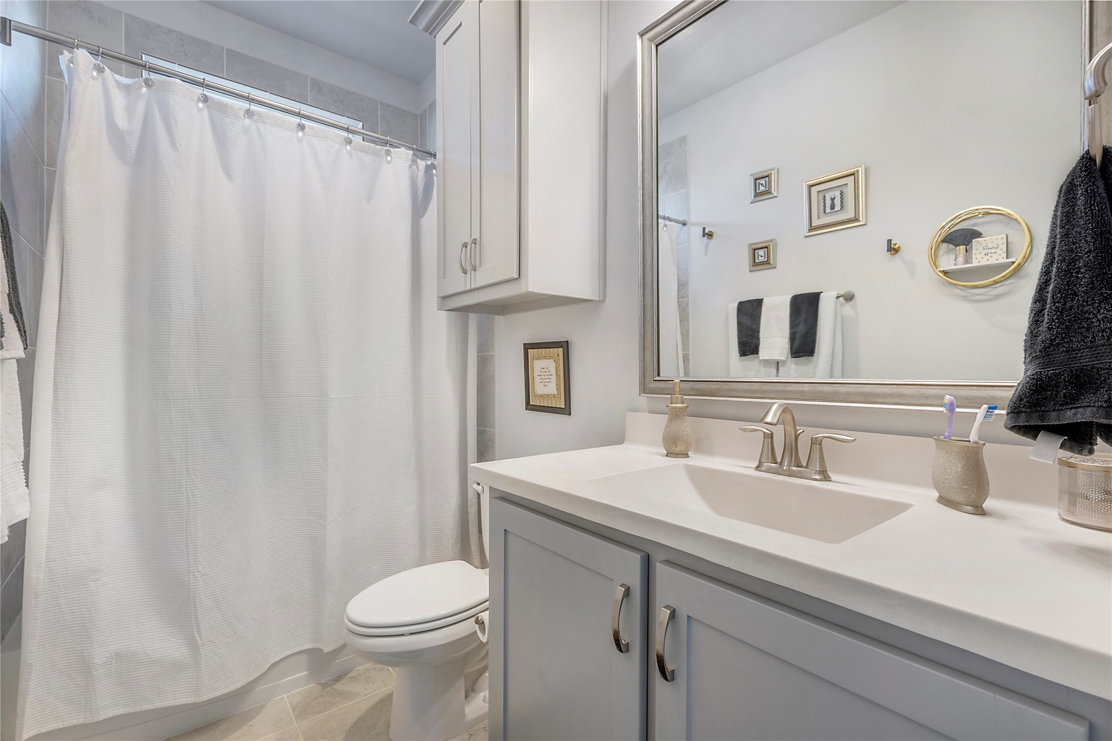 2223 Tremont Boulevard