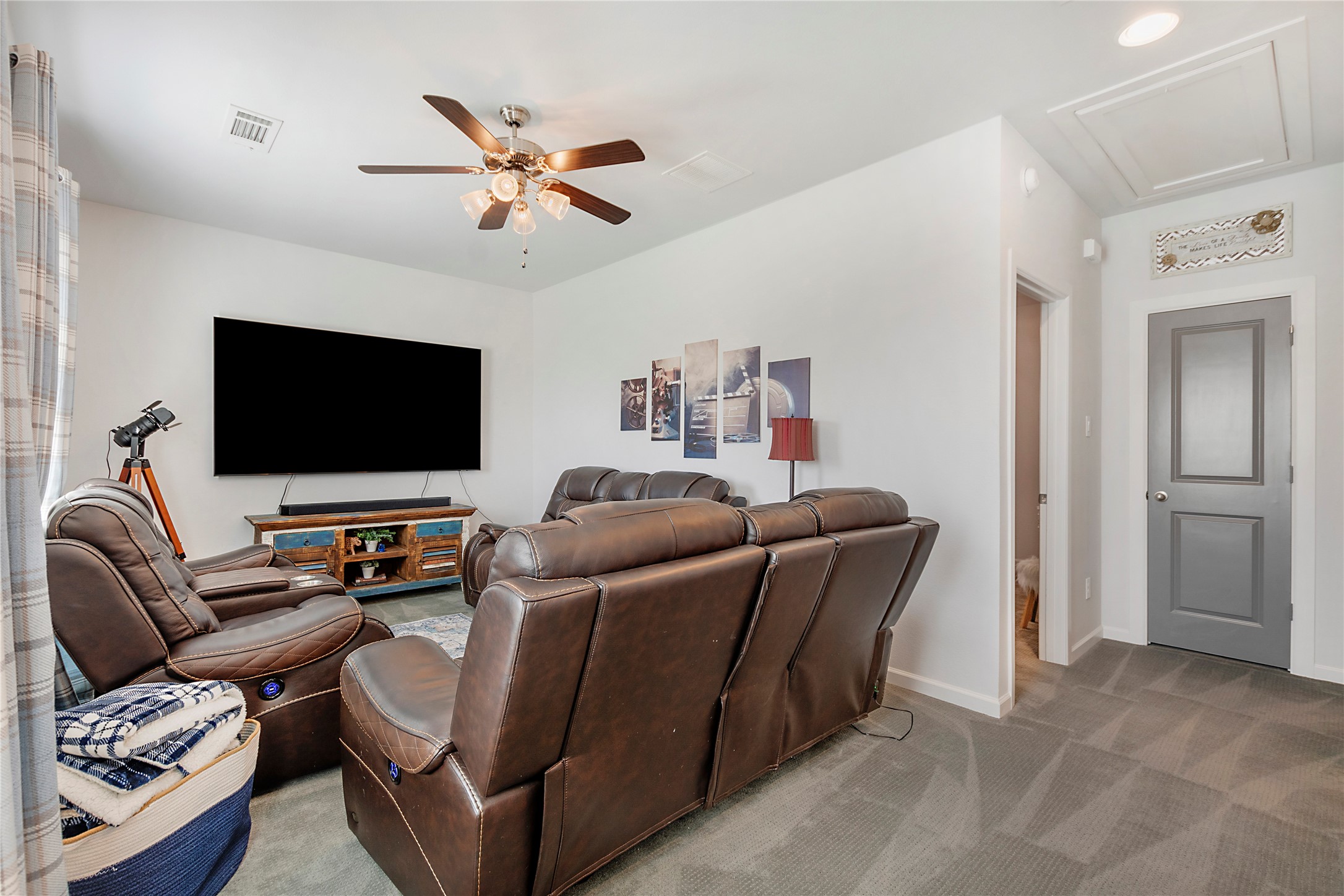 2223 Tremont Boulevard