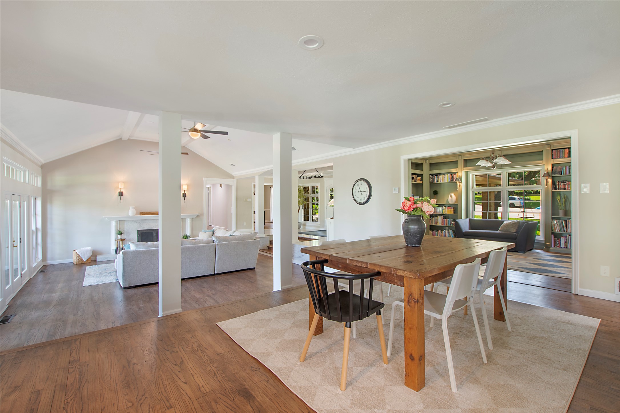 2415 Custer Cove