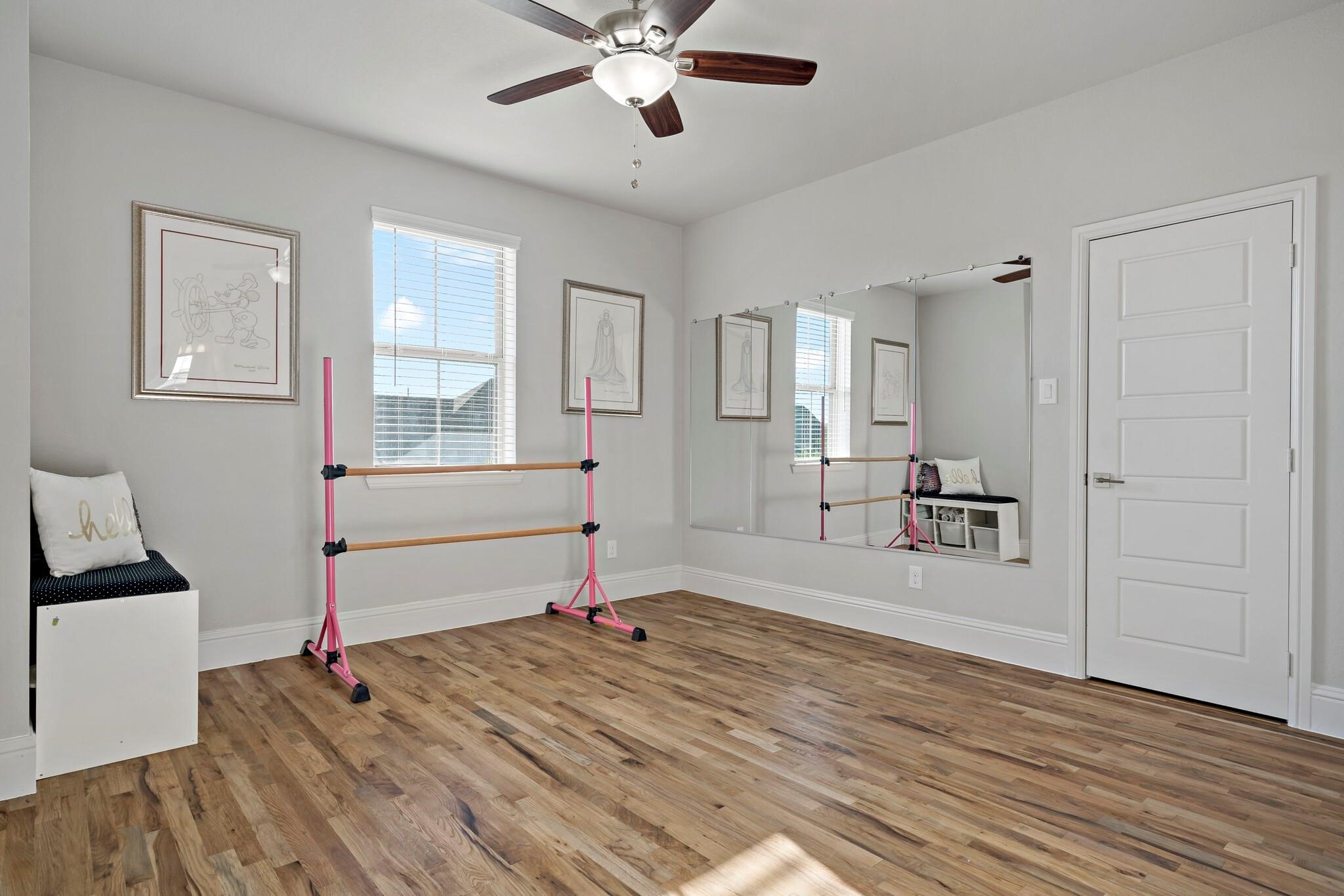 740 Hallmark Court