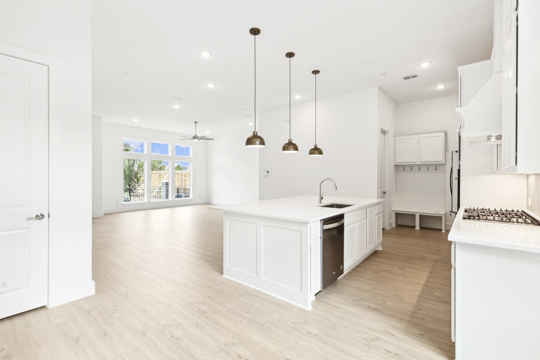 11992 Dahlia Bay Drive