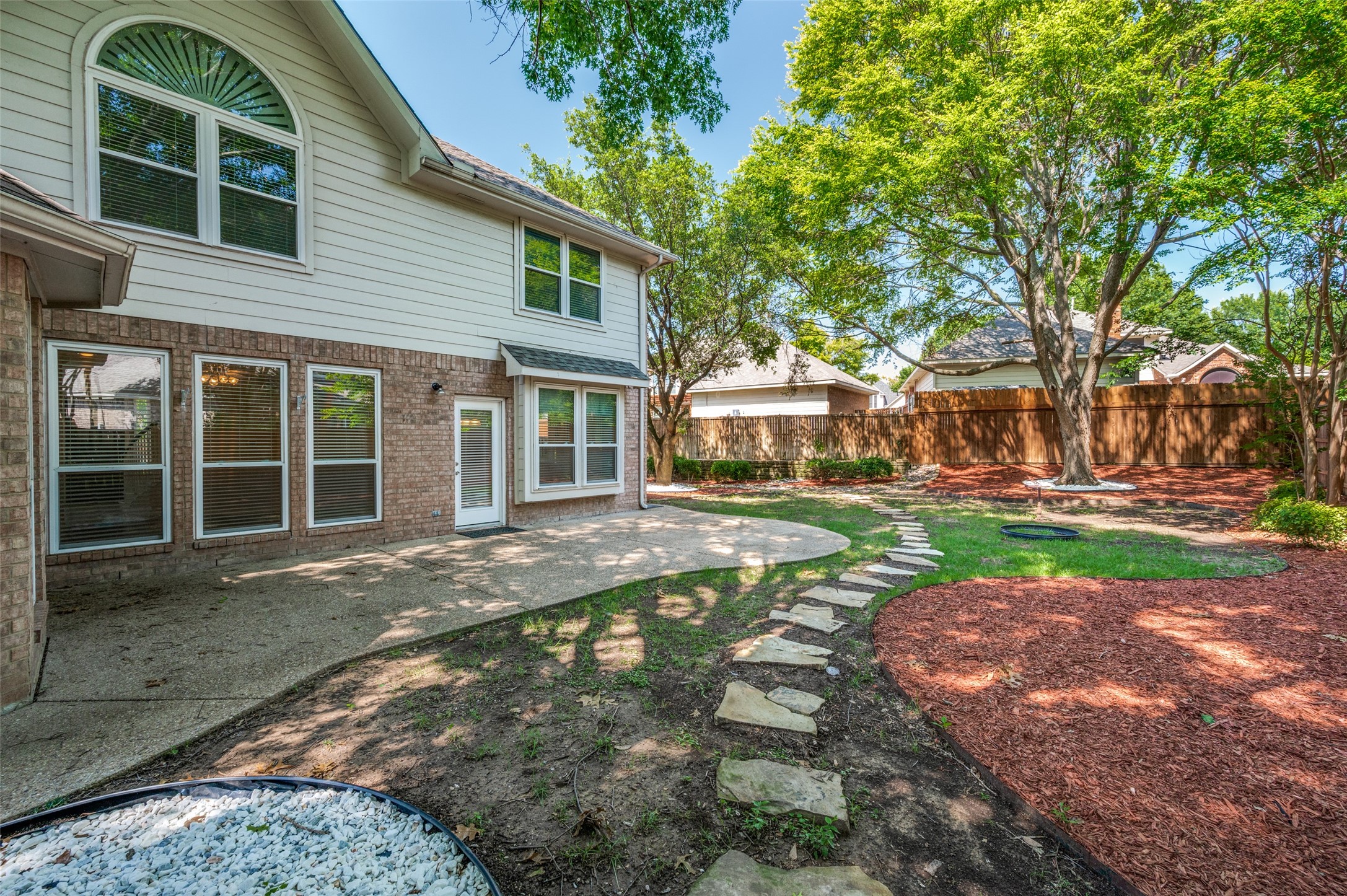 6001 Autumn Way