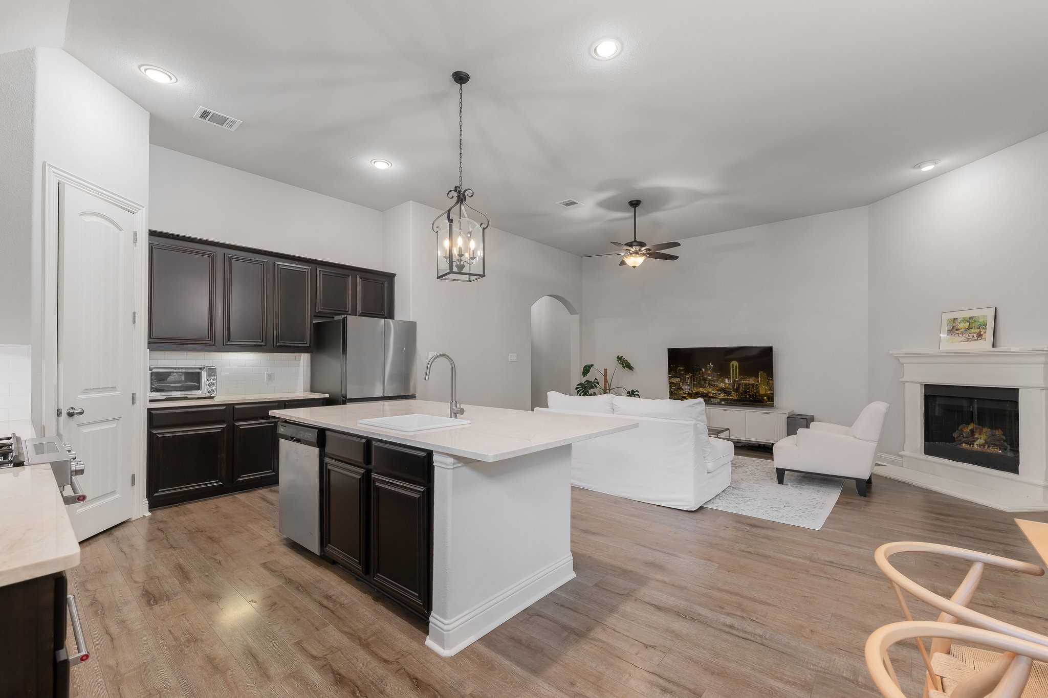 5604 Ridgeson Drive
