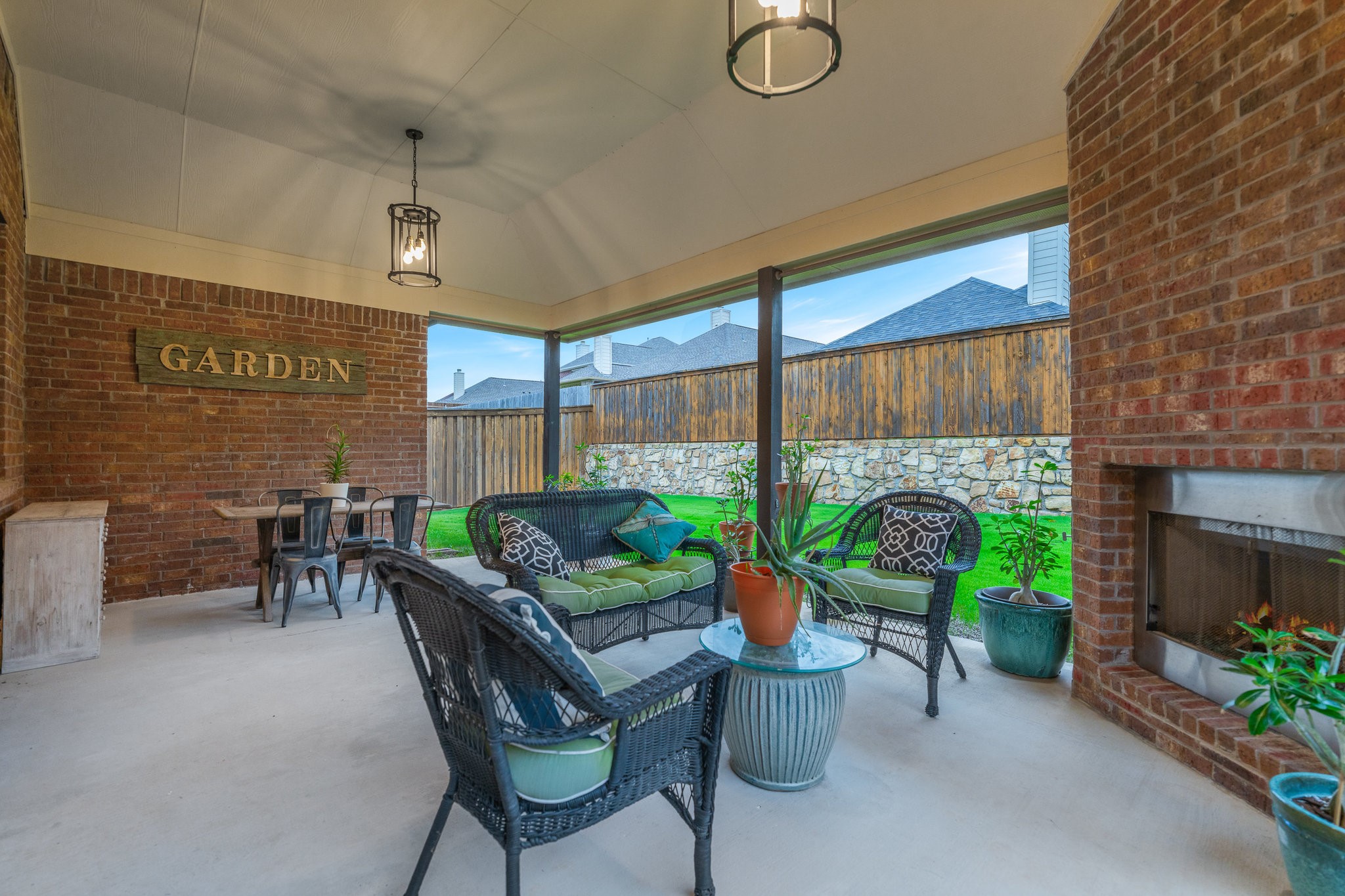 5604 Ridgeson Drive