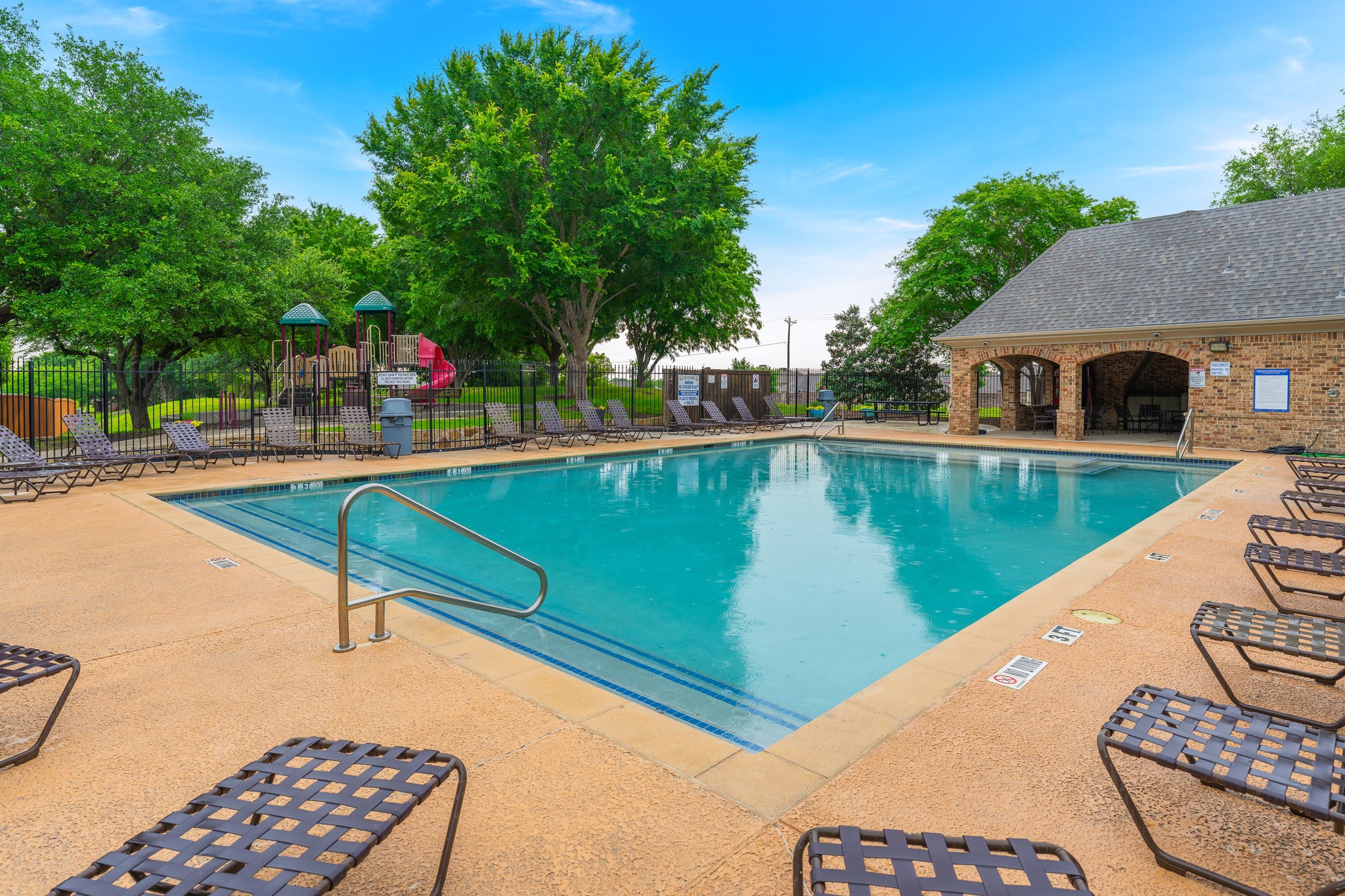 5604 Ridgeson Drive