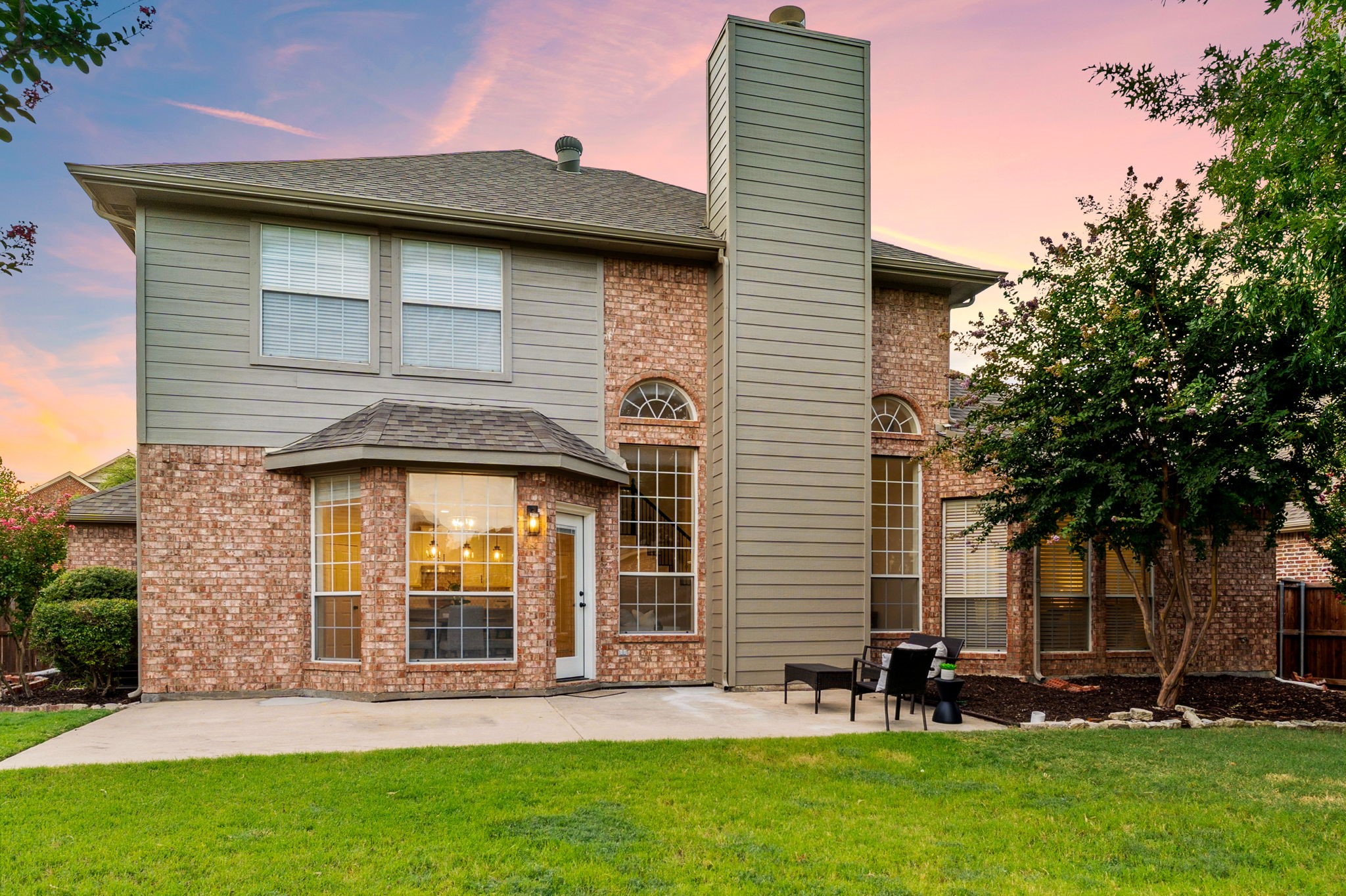 2405 Silverstone Lane