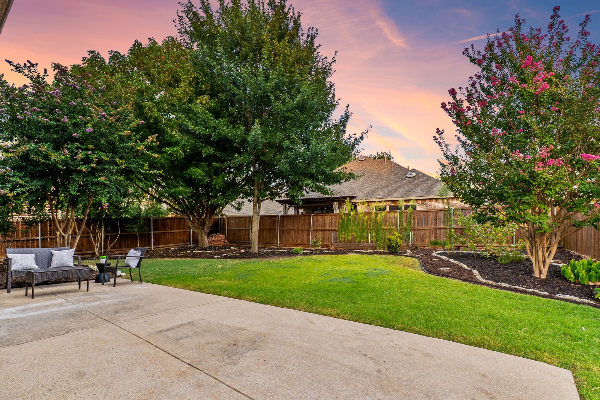 2405 Silverstone Lane