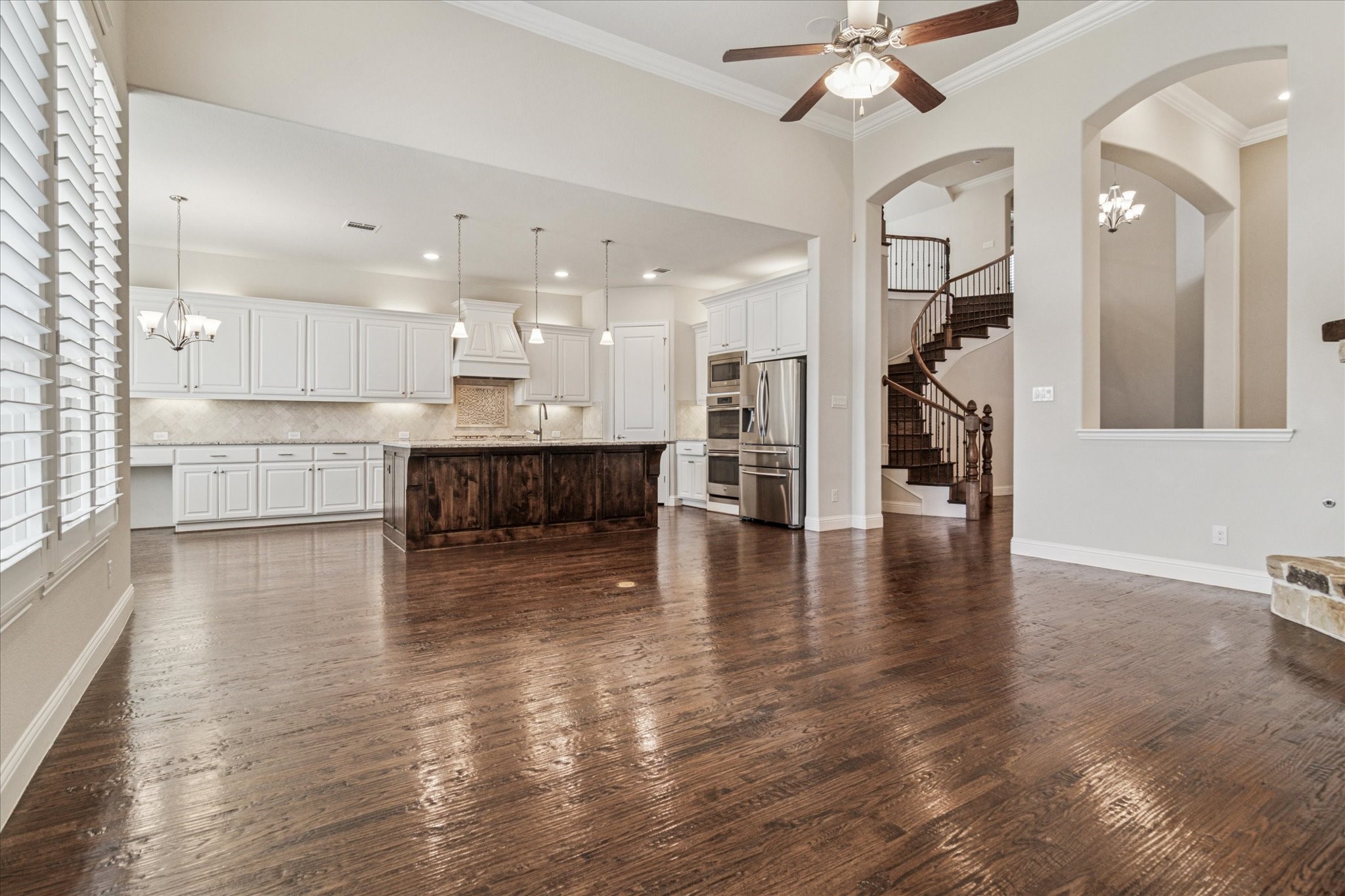 1618 Whirlaway Court