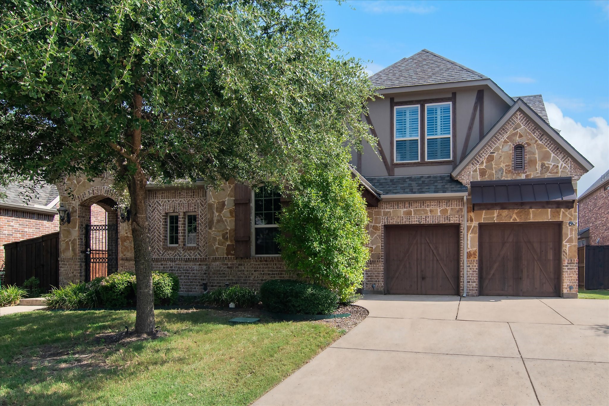 1618 Whirlaway Court