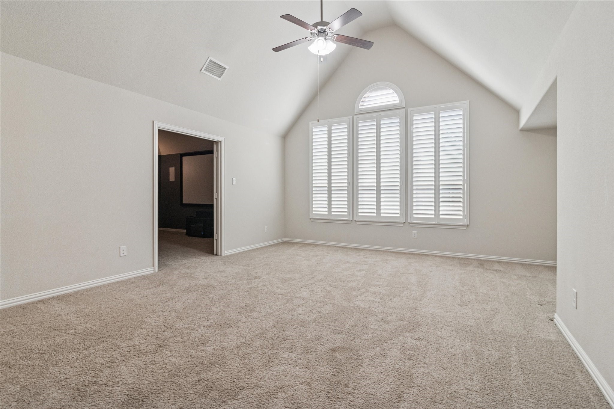 1618 Whirlaway Court