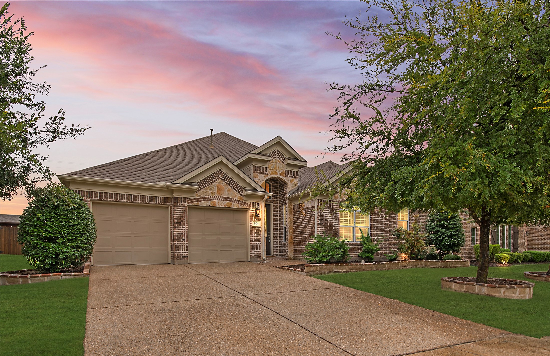 904 Sutherland Drive
