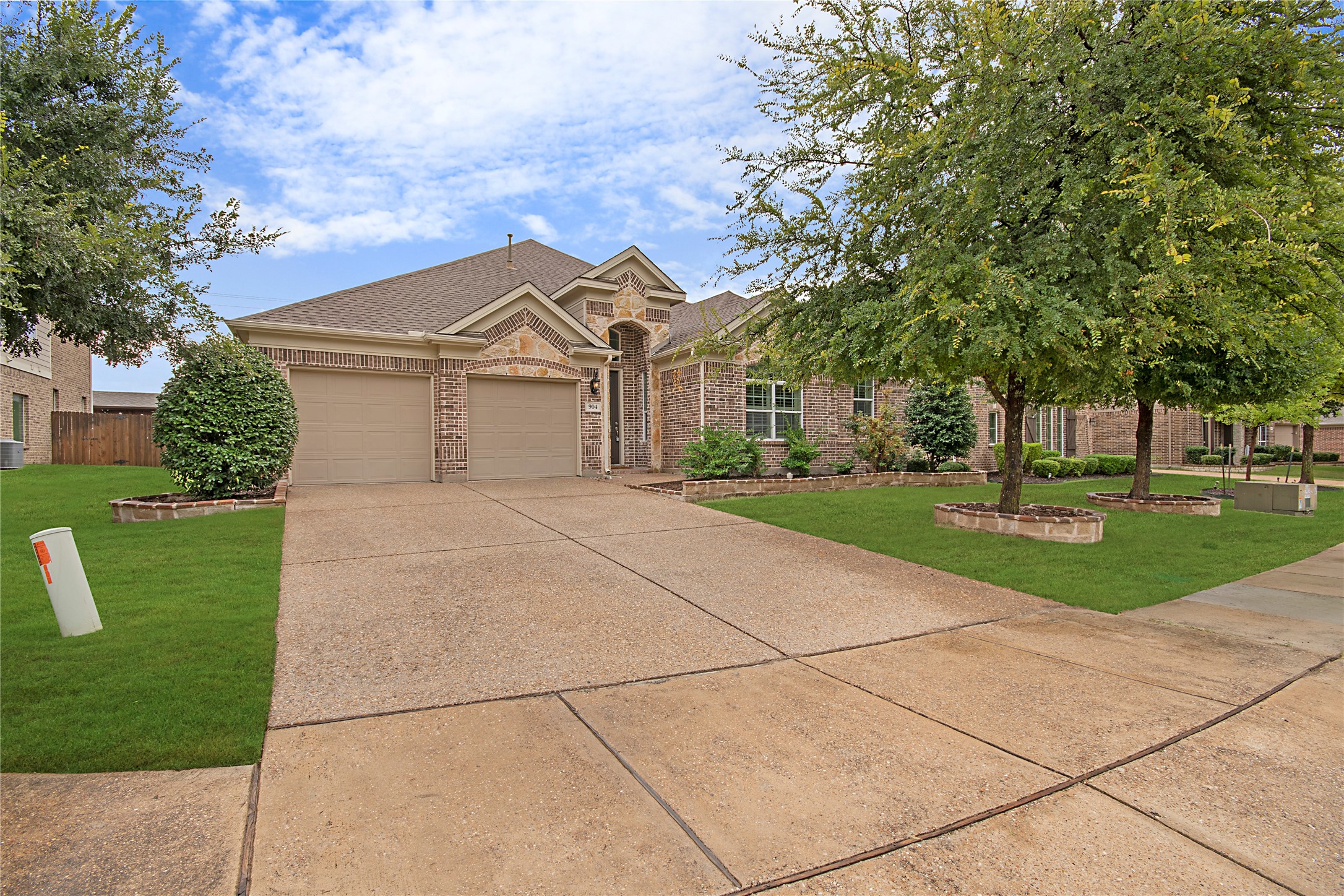 904 Sutherland Drive