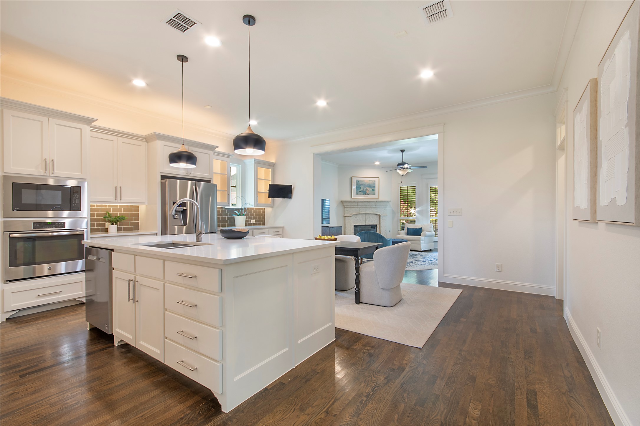 7501 Darrow Drive