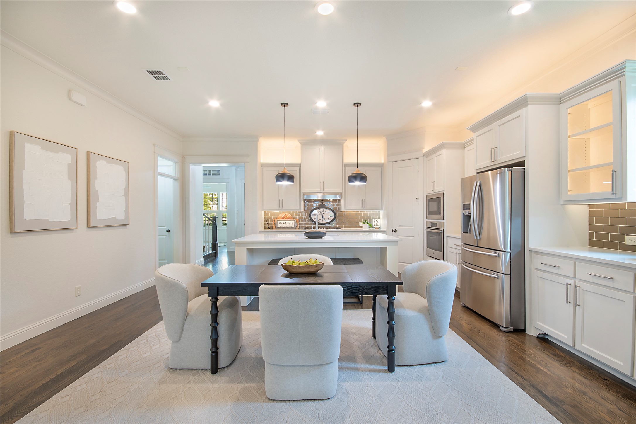 7501 Darrow Drive